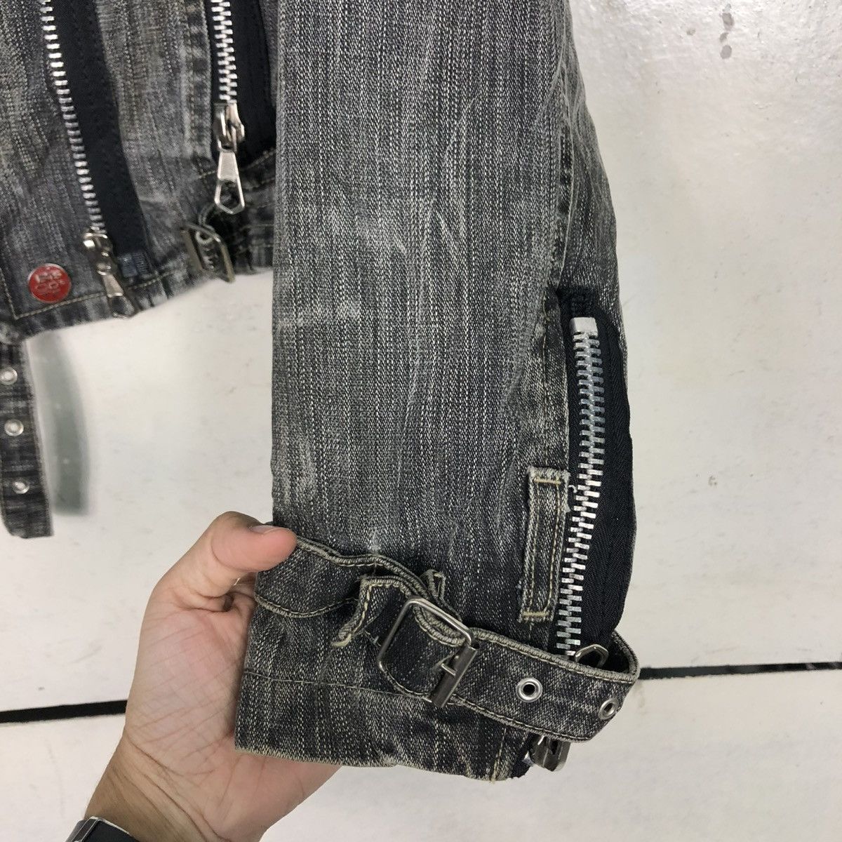 Japanese Brand 🔥VINTAGE CROPPED DENIM BIKER JACKET BISCOTE ISSEY MIYAKE Size US XS / EU 42 / 0 - 18 Thumbnail