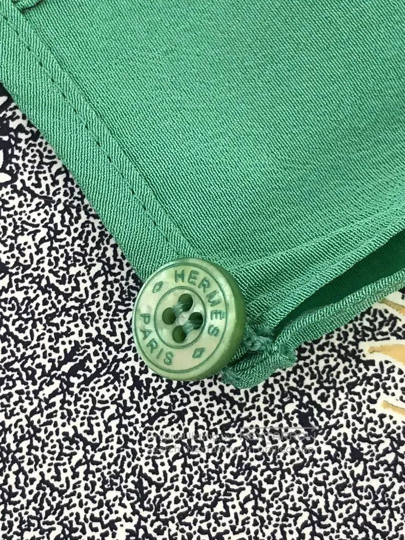 Hermes Hermes Green Silk Tie. Size US XS / EU 42 / 0 - 6 Thumbnail