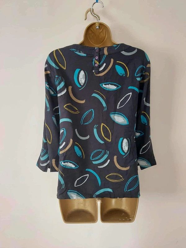 Vintage Vintage 3/4 sleeved top Size XXL / US 16-18 / IT 52-54 - 3 Thumbnail