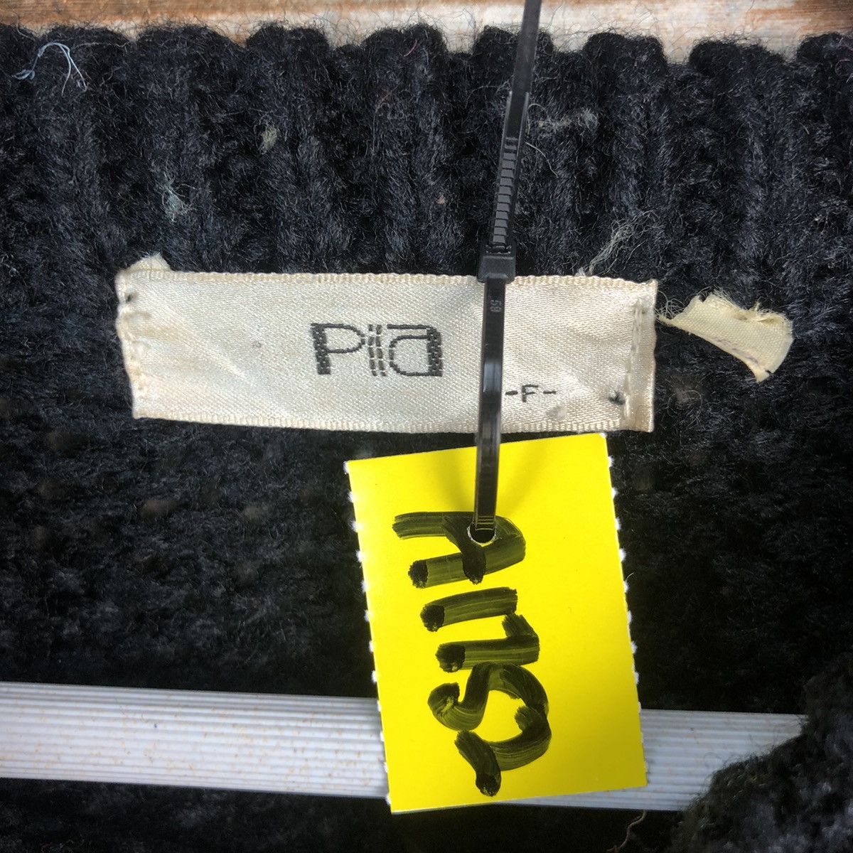 Homespun Knitwear Pia vintage Black Knitwear #A1752 Size US L / EU 52-54 / 3 - 9 Thumbnail