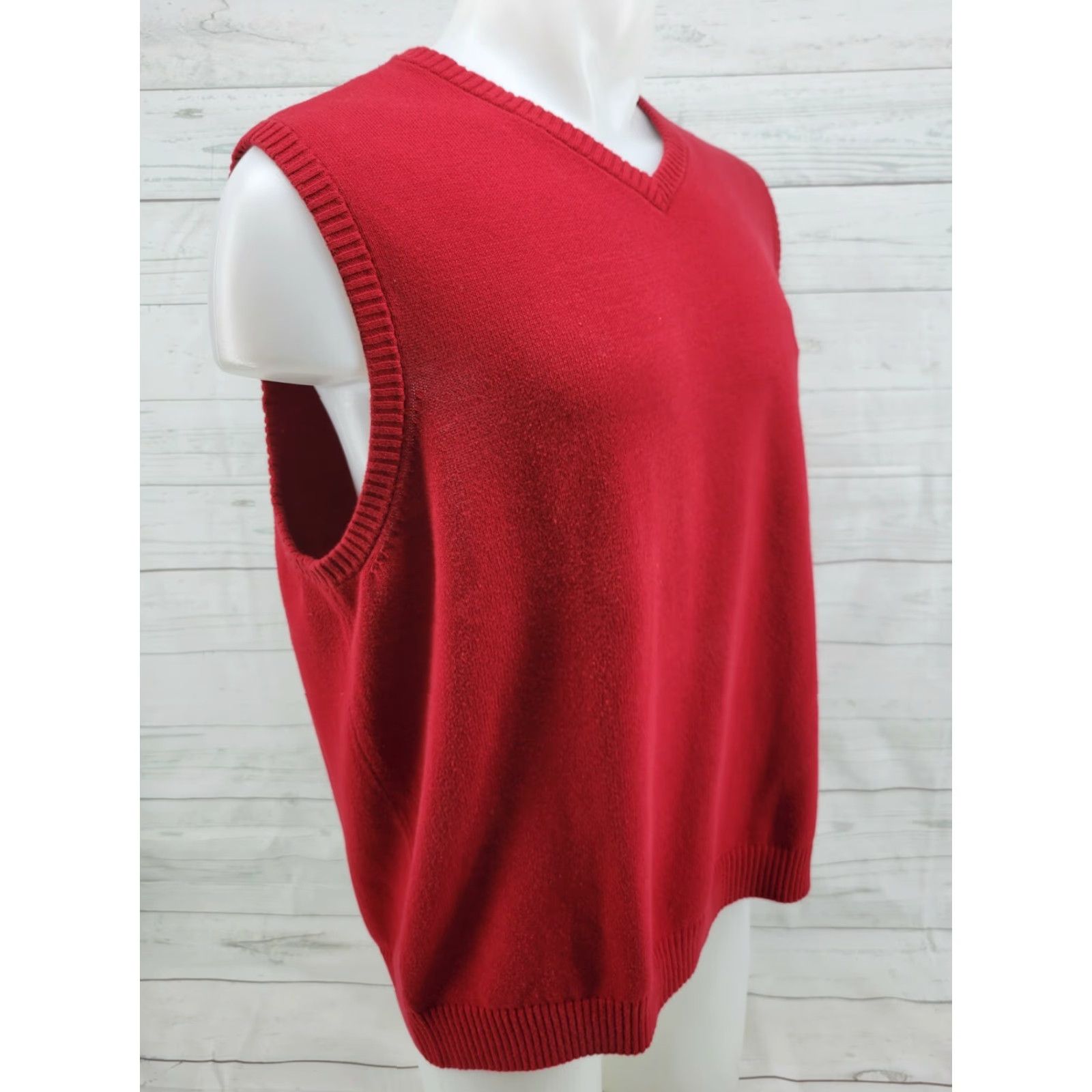 Chaps Chaps Mens Red Solid Cotton Sleeveless V Neck Pullover Sweater Vest Size Large Size US L / EU 52-54 / 3 - 4 Thumbnail