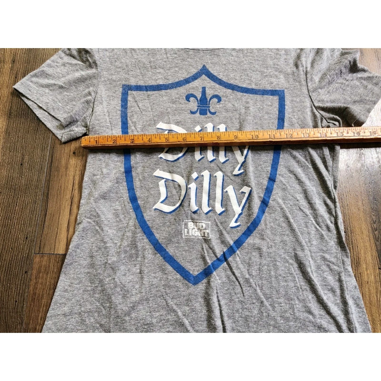 Vintage Womens L Dilly Dilly Tee Classic Bud Light Beer T Shirt Size L / US 10 / IT 46 - 3 Thumbnail
