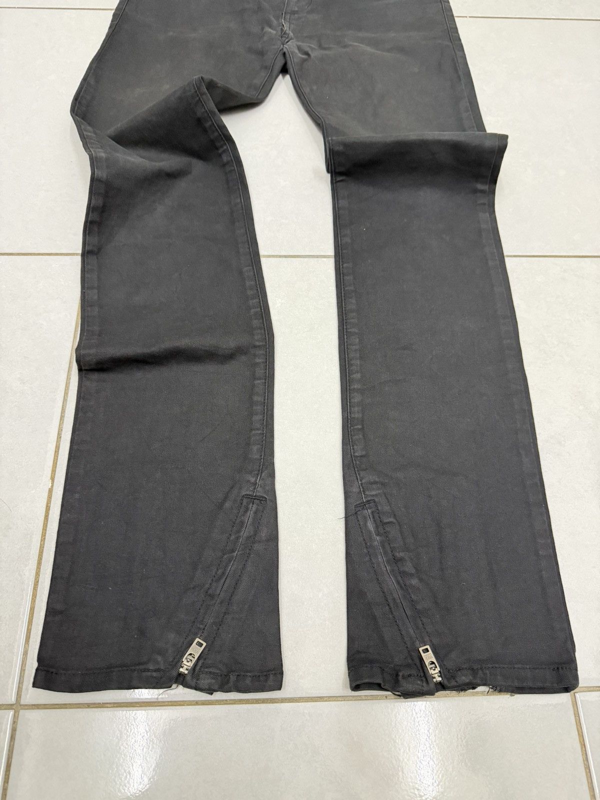 BUFFALO BOBS BUFFALO BOBS Denim Low Flare Jeans Choice Of Playboy Punks Size US 31 - 10 Thumbnail