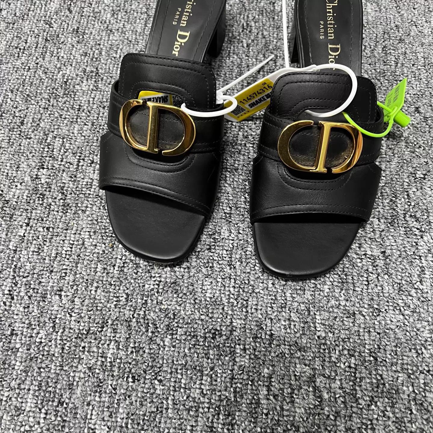 Dior Dior CD Logo Black Gold Slippers 36.5 97 New Size US 6 / IT 36 - 2 Thumbnail