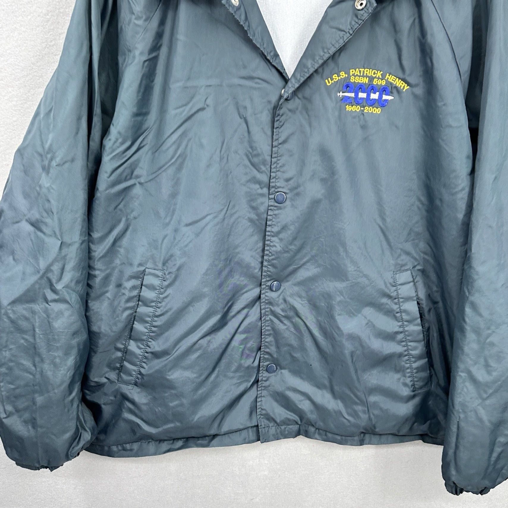 Vintage VINTAGE Navy Submarine Windbreaker Jacket Mens XL Navy, Submarine, Military, Italy 2000 USS SSBN 599 PatricK Henry US Navy Auburn Windbreaker Jacket Size US XL / EU 56 / 4 - 2 Thumbnail