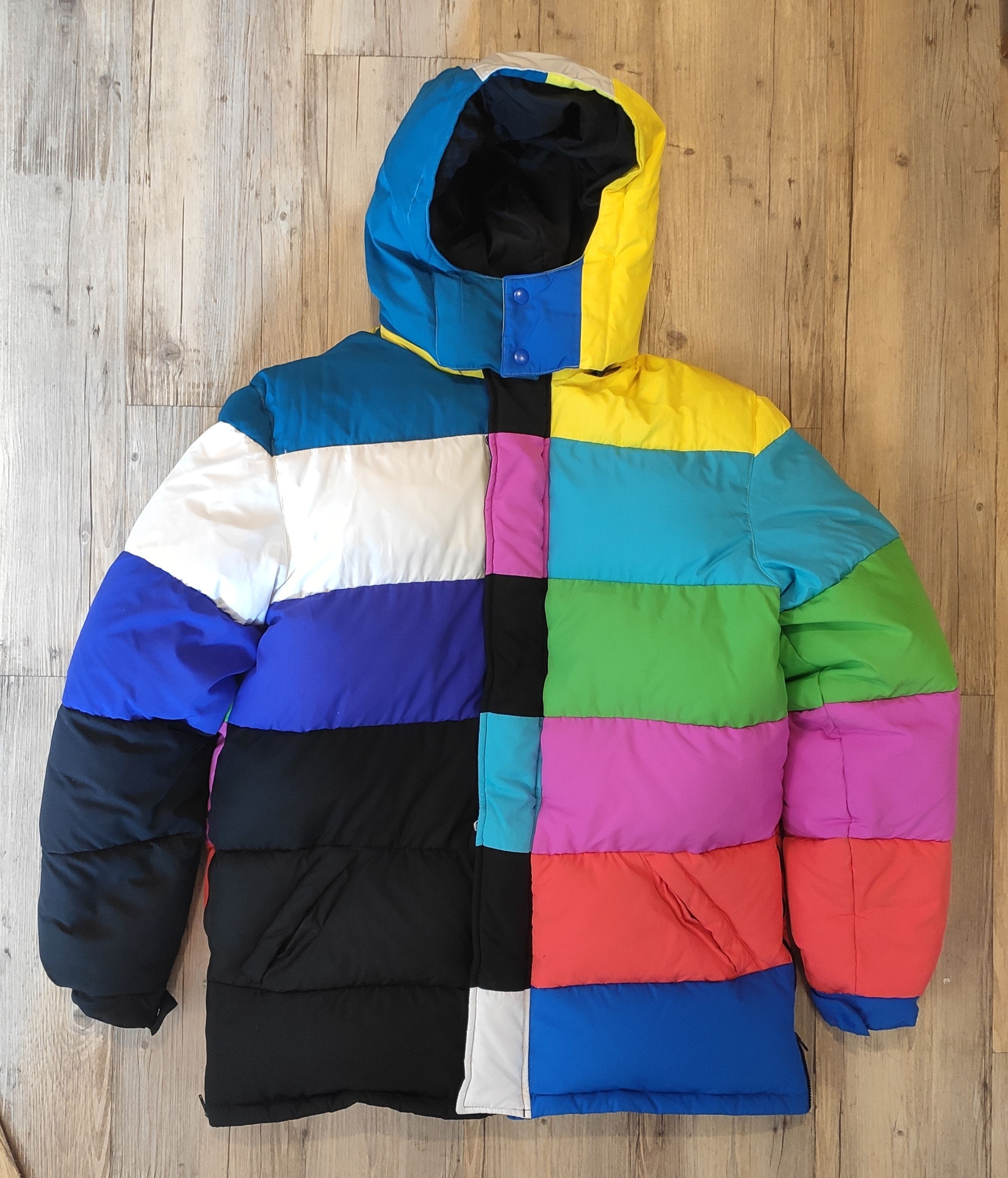 Jeremy Scott RARE! FW09 TV color bars puffer Size ONE SIZE - 7 Thumbnail