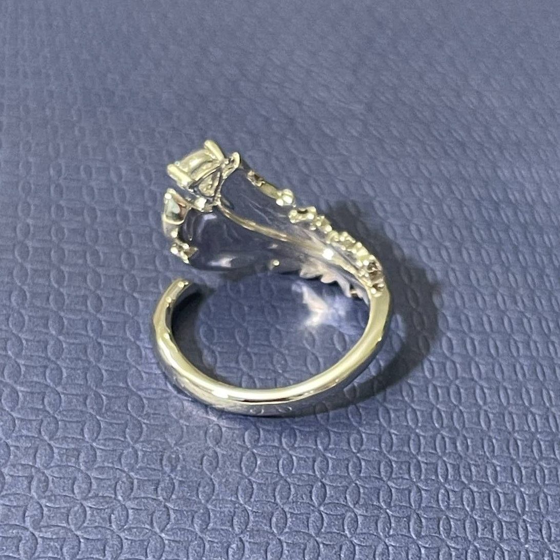Swarovski Swarovski Feather Nice Ring White size 6/52 Size ONE SIZE - 6 Thumbnail