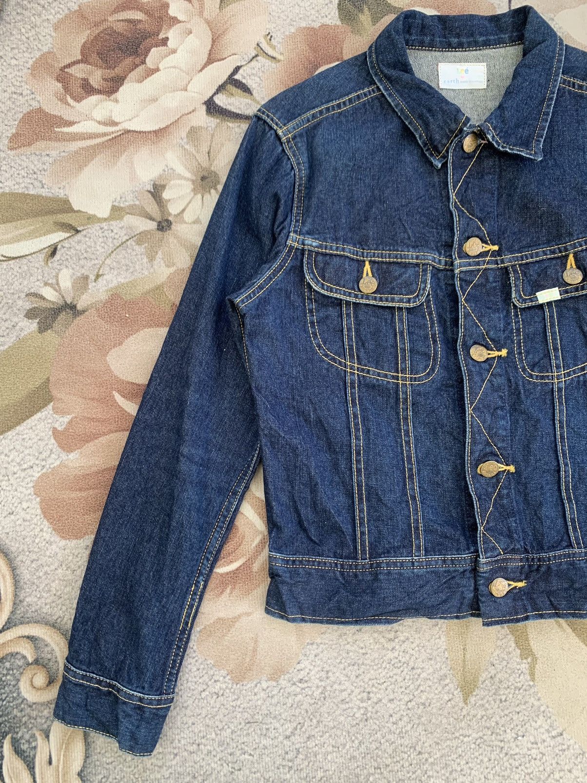 Lee Lee Earth Music & Ecology Denim Trucker Jacket Size S / US 4 / IT 40 - 3 Thumbnail
