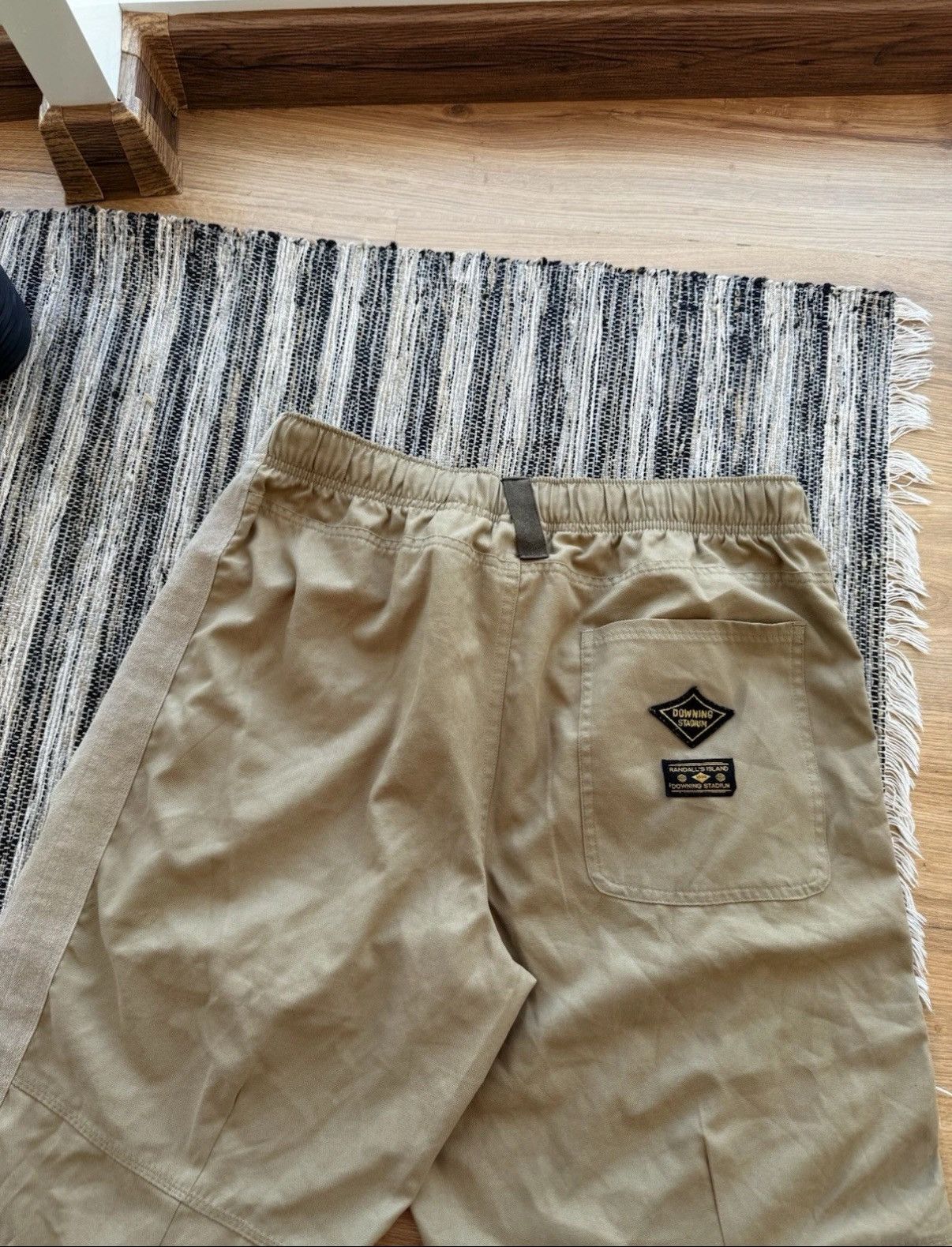 Nike VINTAGE NIKE SHORTS DOWNING STADIUM KHAKI BRIDGES Size L Size US 35 - 8 Thumbnail