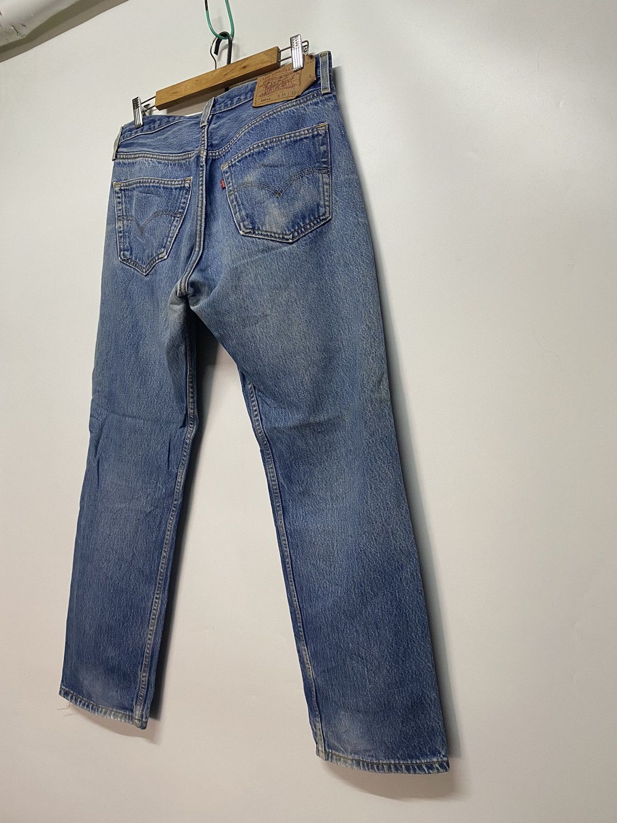 Levi's × Levi's Vintage Clothing Vintage Levi’s 501xx Jeans Men’s 34x32 Button Fly Denim Size US 34 / EU 50 - 5 Thumbnail