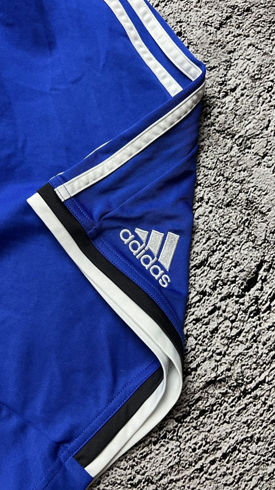 Adidas FC Basel Switzerland y2k shorts by Adidas Size US 34 / EU 50 - 3 Thumbnail