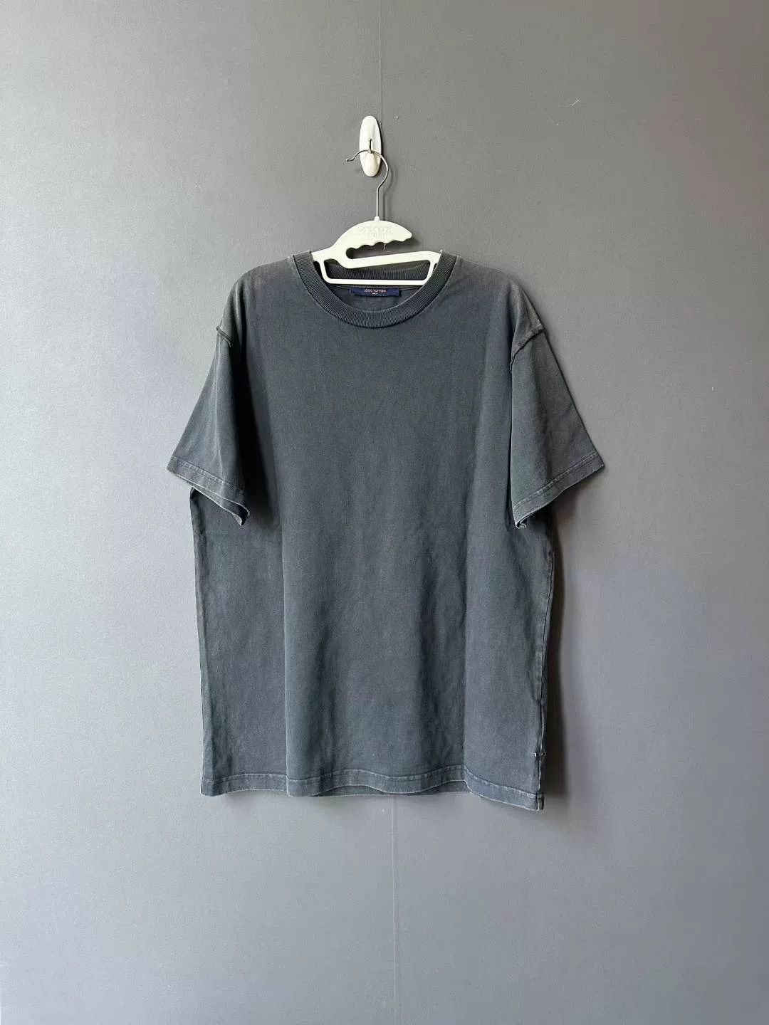 Louis Vuitton Louis Vuitton Washed Short Sleeve Tee Size US M / EU 48-50 / 2 - 1 Thumbnail
