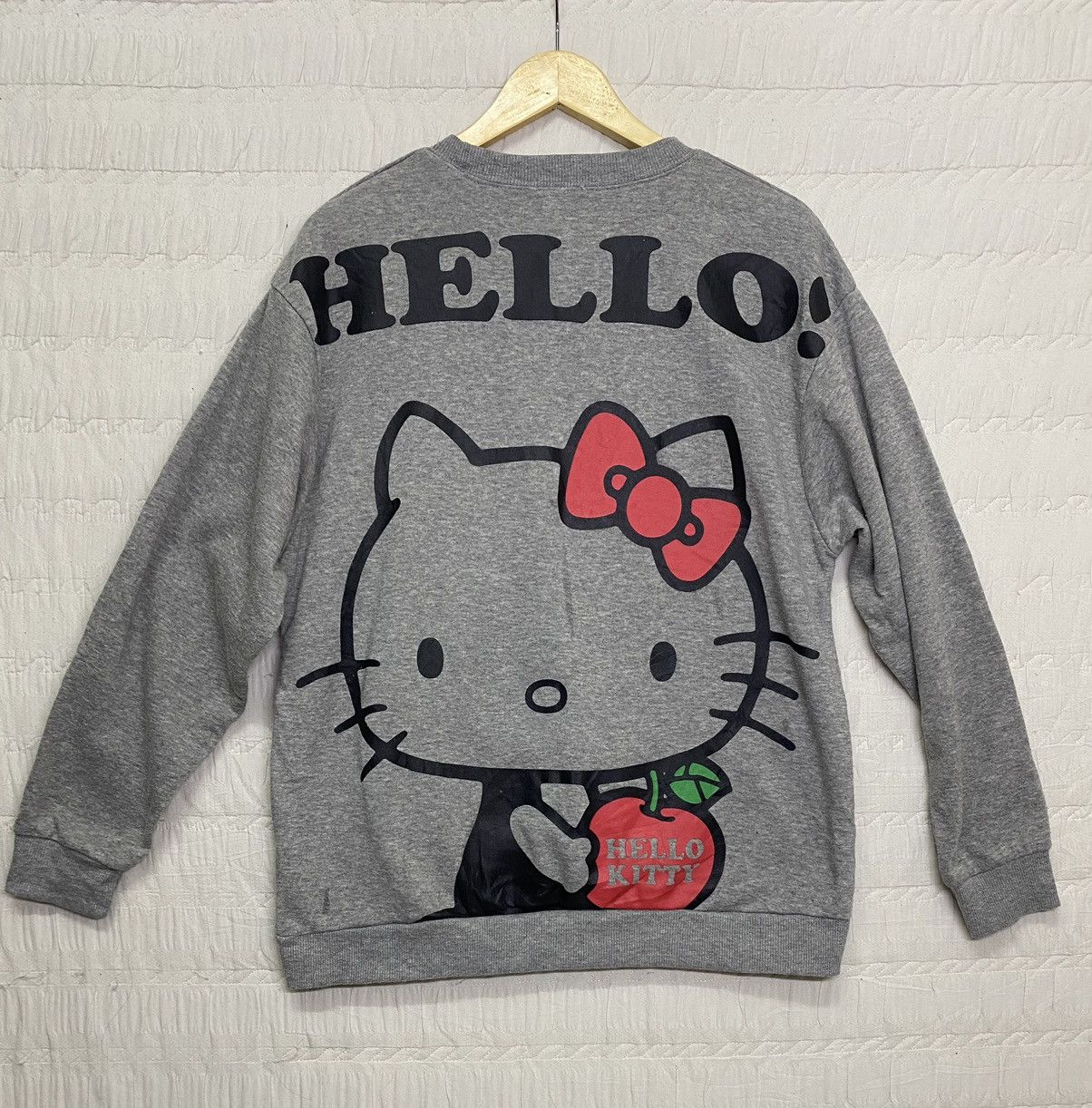 Japanese Brand (K) SANRIO HELLO KITTY SPELL OUT SWEATSHIRT Size L / US 10 / IT 46 - 1 Thumbnail