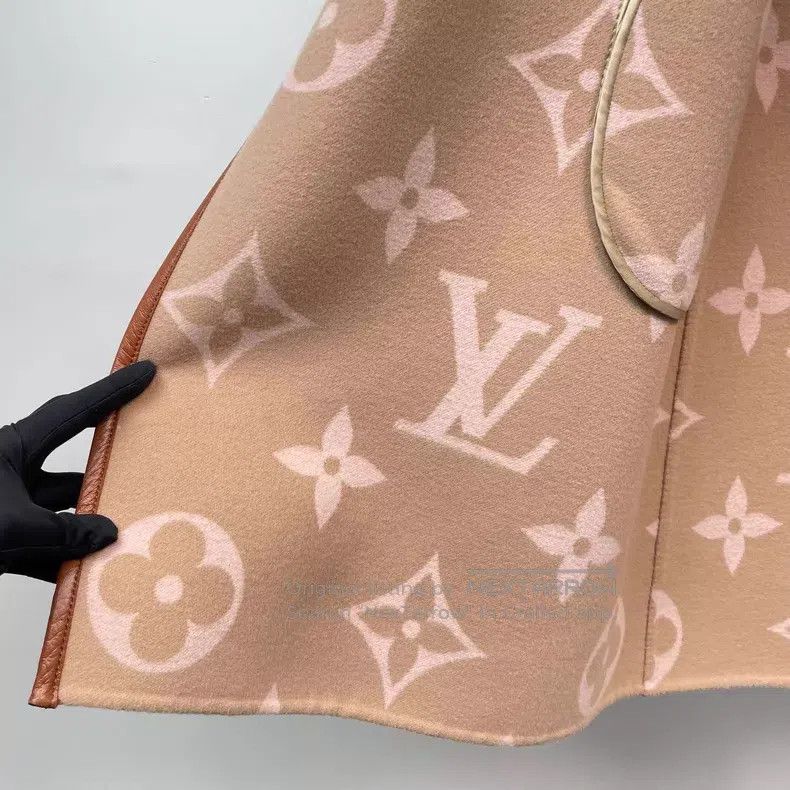Louis Vuitton Louis Vuitton Cream presbyopic bathrobe coat Size XS / US 0-2 / IT 36-38 - 4 Thumbnail