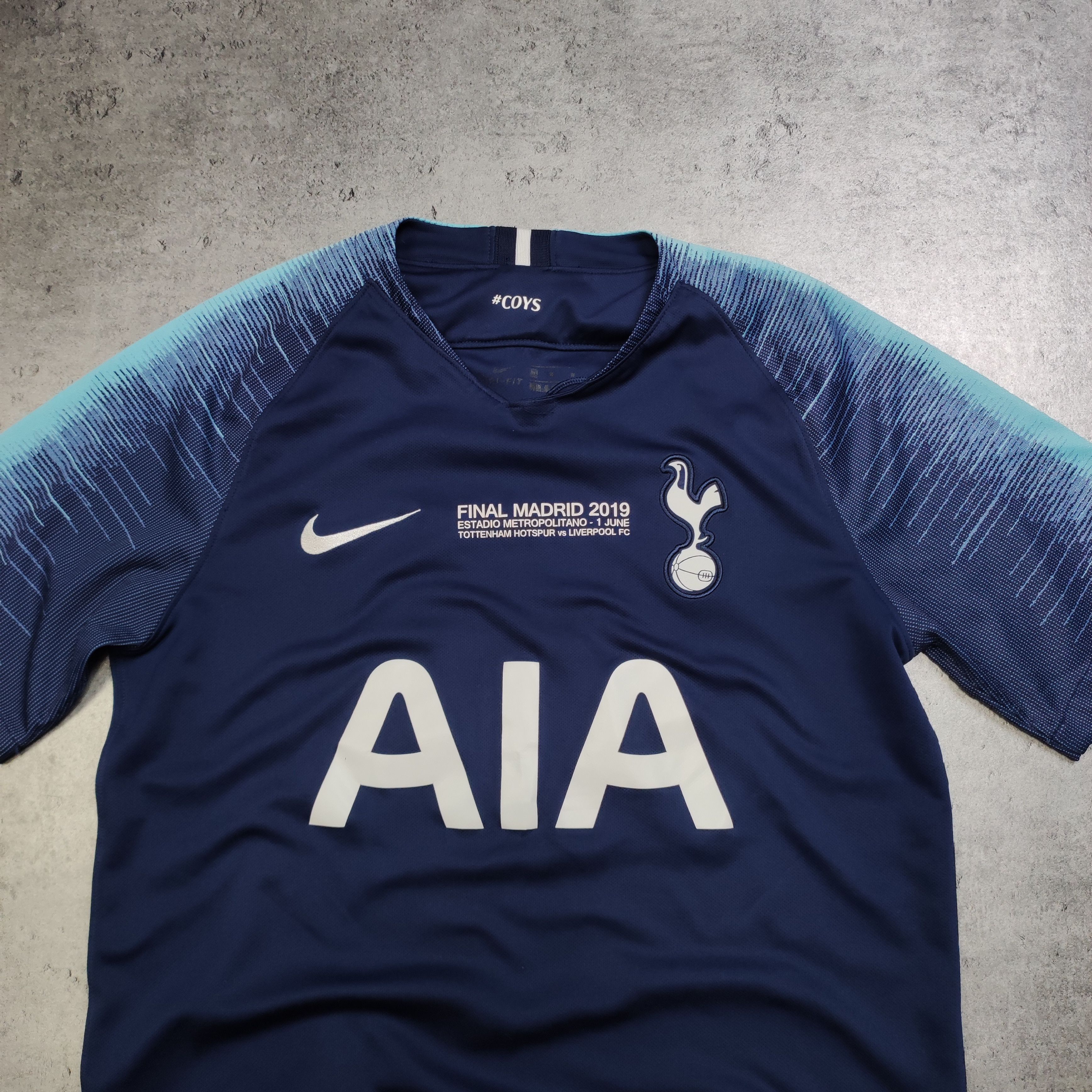 Nike RARE 2019 Champions League Final Tottenham Hotspur Jersey Size US M / EU 48-50 / 2 - 3 Thumbnail