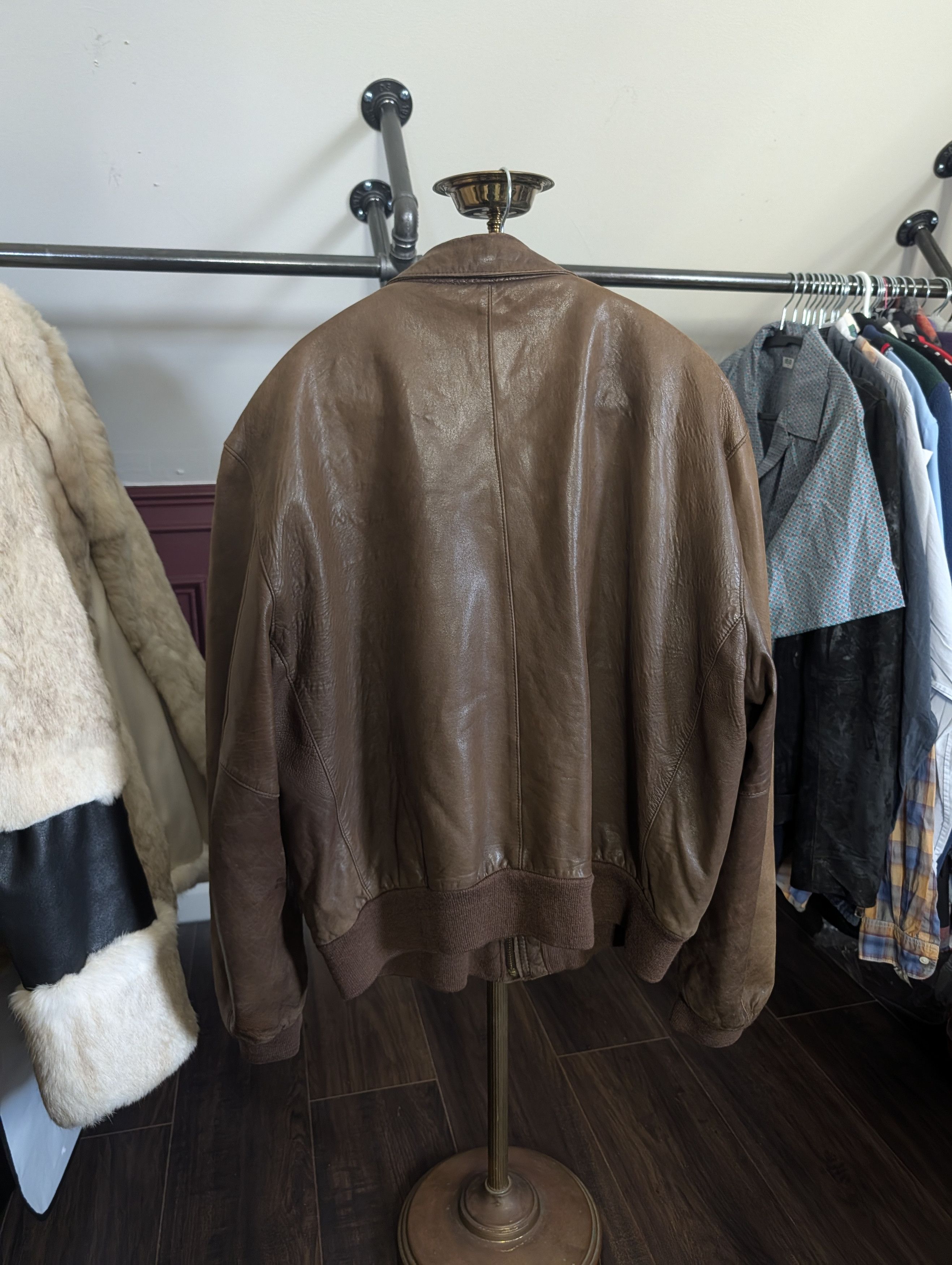 Vintage Rosenthal & Truitt leather A-2 tweed lined bomber jacket Size US XL / EU 56 / 4 - 10 Thumbnail