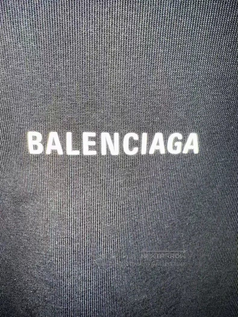 Balenciaga Balenciaga Reflective Front and Back Logo Short-Sleeve Size US S / EU 44-46 / 1 - 5 Thumbnail
