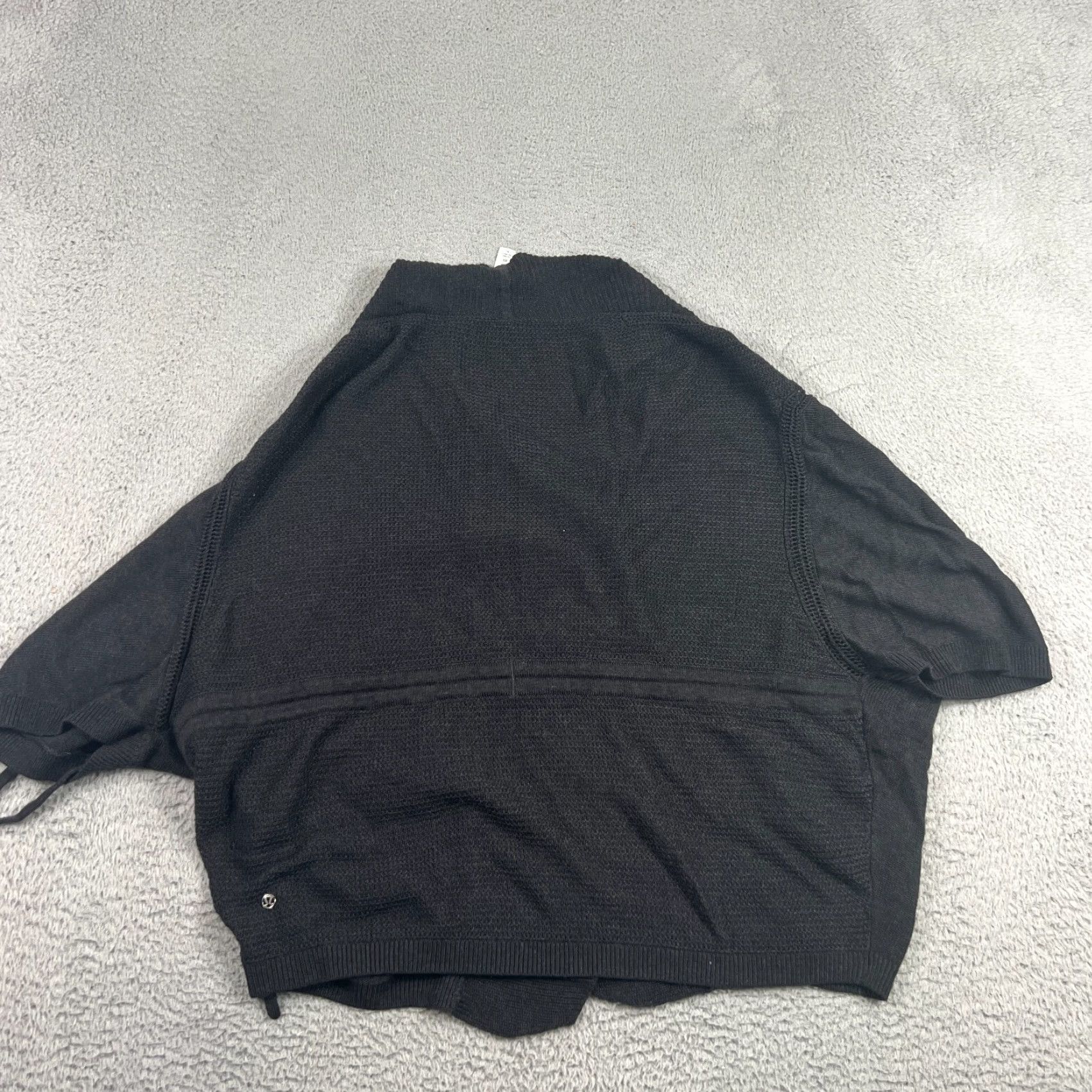 Lululemon VINTAGE Lululemon Wrap Sweater Womens XS S Knit Black Heathered 3/4 Sleeve V-Neck Size S / US 4 / IT 40 - 7 Thumbnail