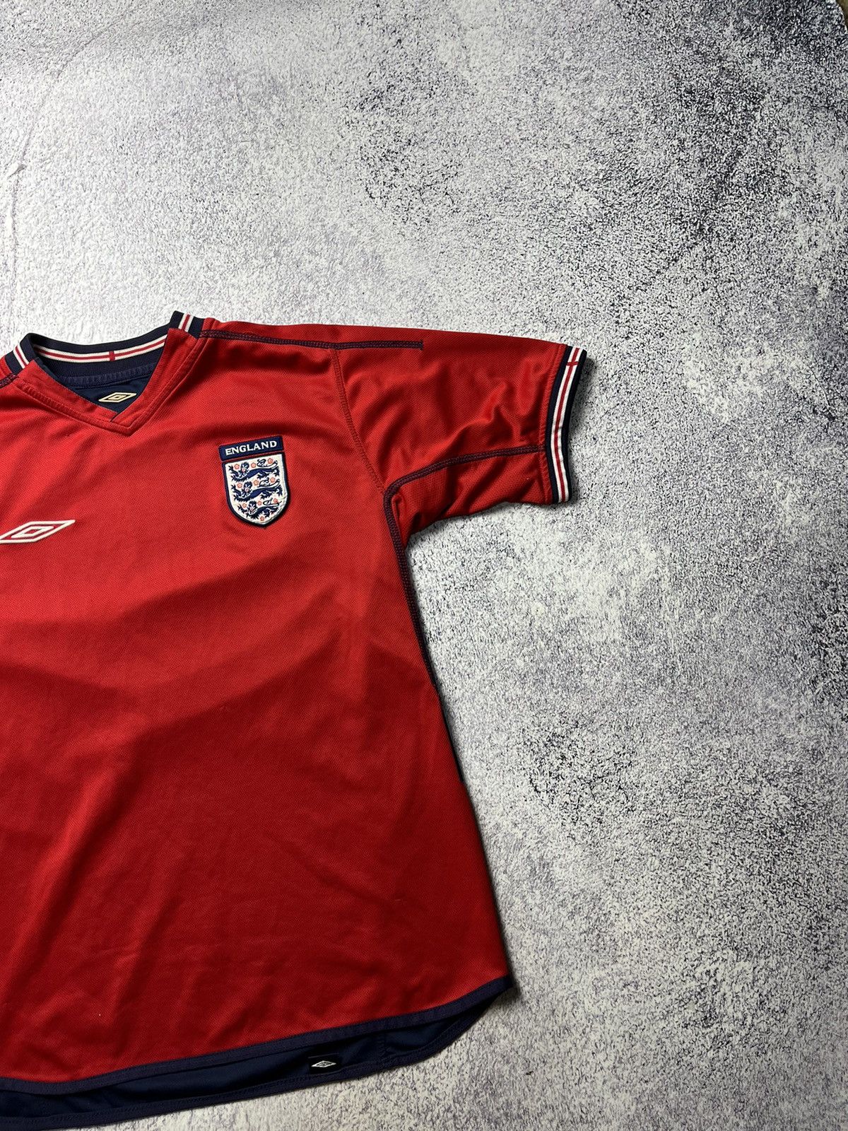 Umbro Umbro England Team Reversible Soccer Jersey 2004 Red/Navy Size US M / EU 48-50 / 2 - 4 Thumbnail