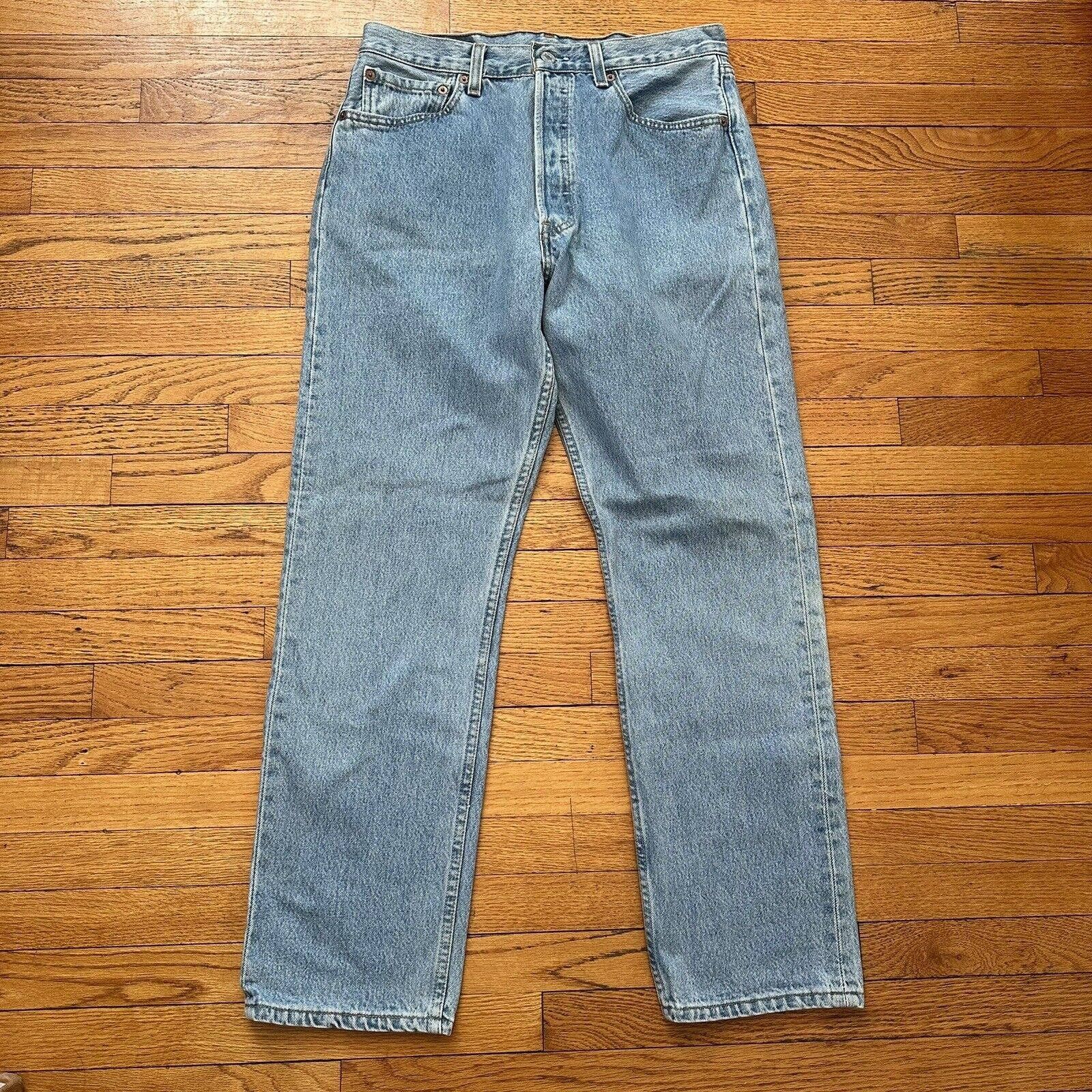 Vintage Levi’s 501 Blue Denim Jeans 33x30 Made In USA Women