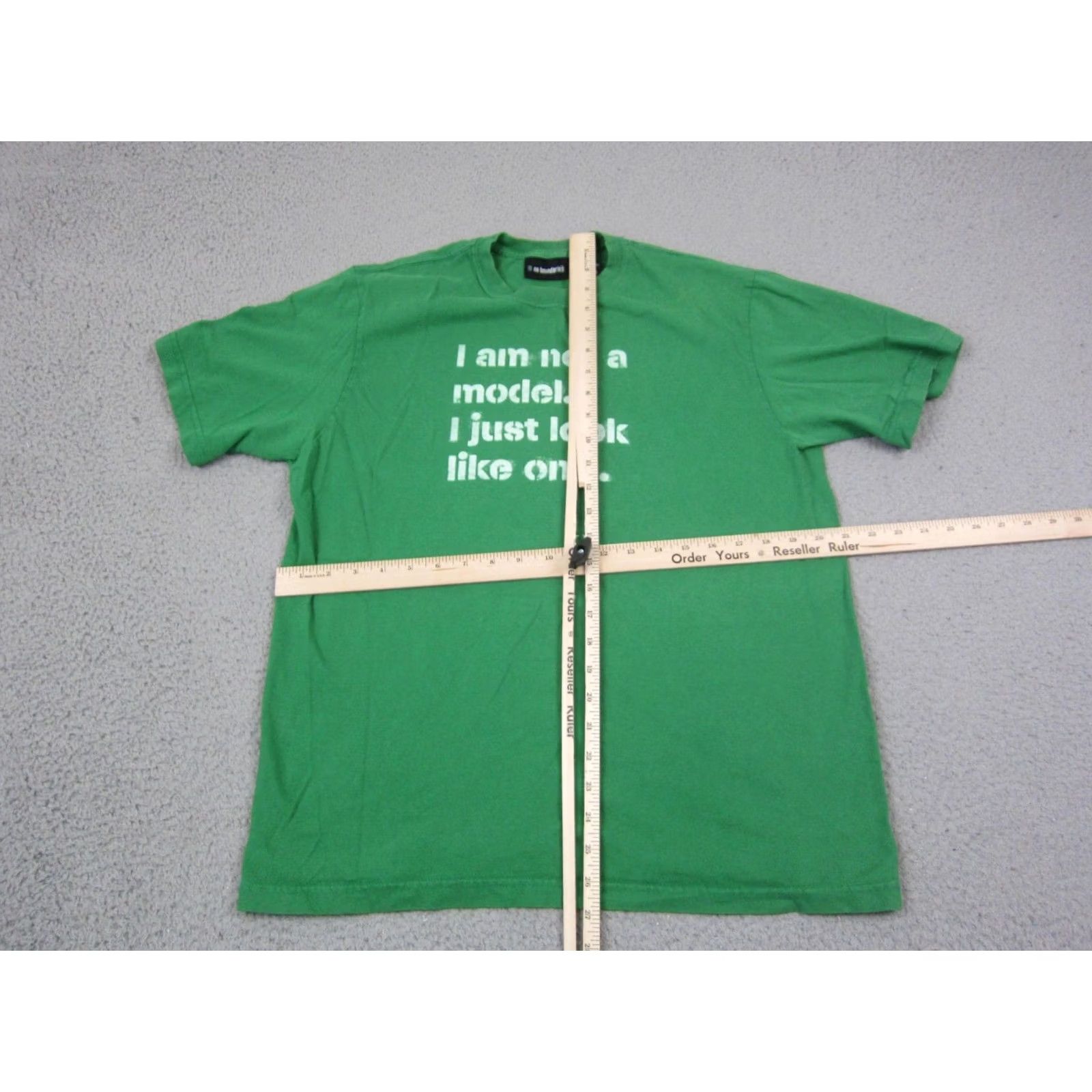 Vintage No Boundaries Shirt Adult Medium Green I Am Not A Model Funny Quote Casual Tee Shirt Mens Green Logo 2020s Size US M / EU 48-50 / 2 - 5 Thumbnail
