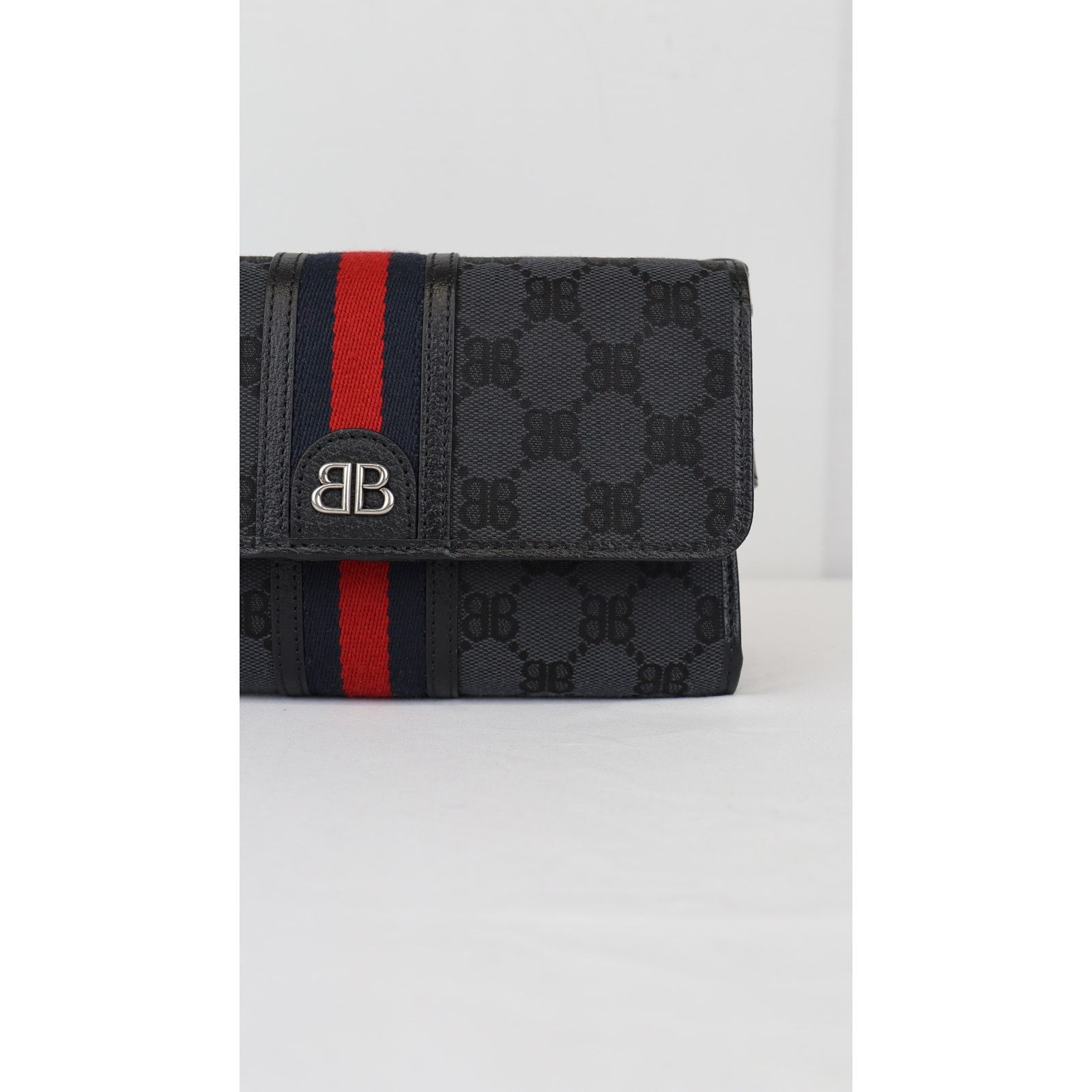 Balenciaga o1rshd1 Size: OS / " Hacker Project " Handags in Black/Grey Size ONE SIZE - 3 Thumbnail