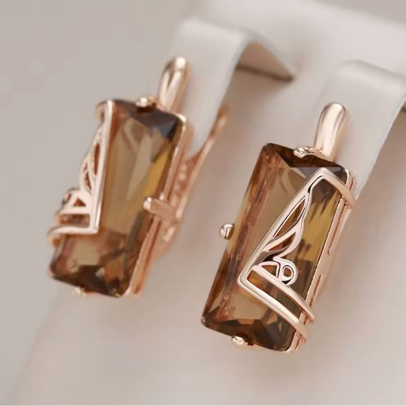 Other Light Brown Natural Zircon English Earrings for Women Square Size ONE SIZE - 1 Thumbnail