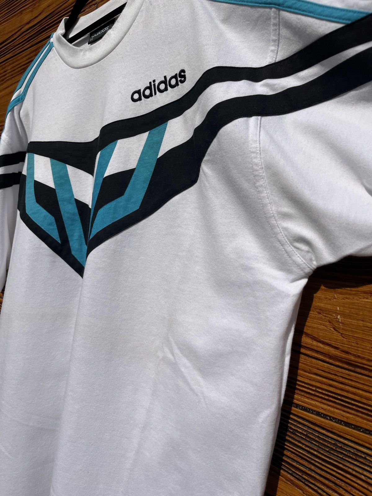 Adidas T-Shirt Adidas Retro Size US L / EU 52-54 / 3 - 7 Thumbnail
