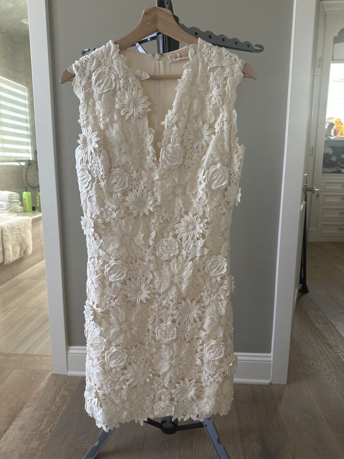 Tory Burch Tory Burch lace white dress Size S / US 4 / IT 40 - 1 Thumbnail
