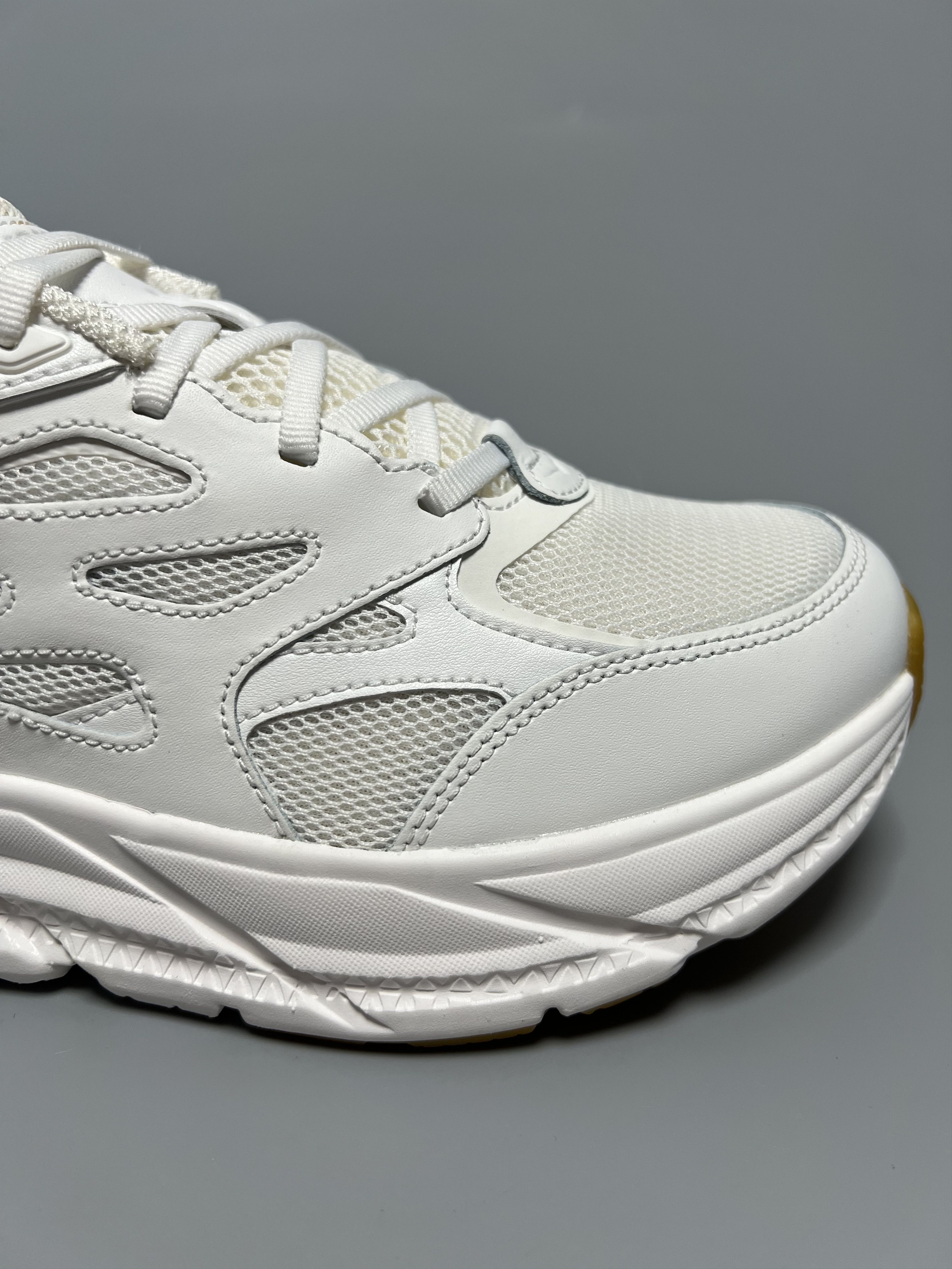 Hoka Hoka One One Clifton L Athletics Running Shoes 1160050-WWH Size US 9.5 / EU 42-43 - 13 Thumbnail