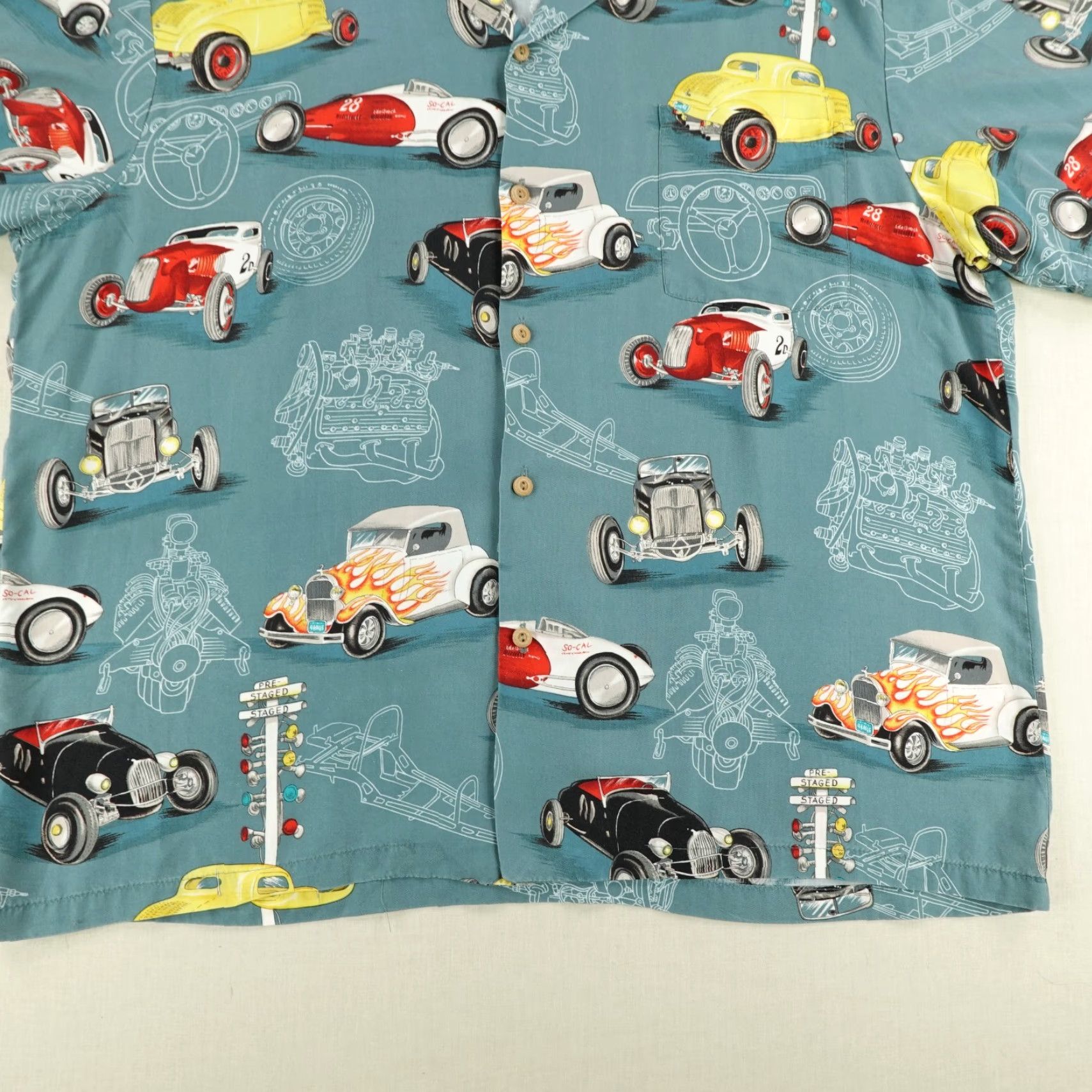 Paradise Found Vintage Paradise Found Shirt Mens XL Blue Hawaiian Classic Cars Aloha Button Up Size US XL / EU 56 / 4 - 4 Thumbnail