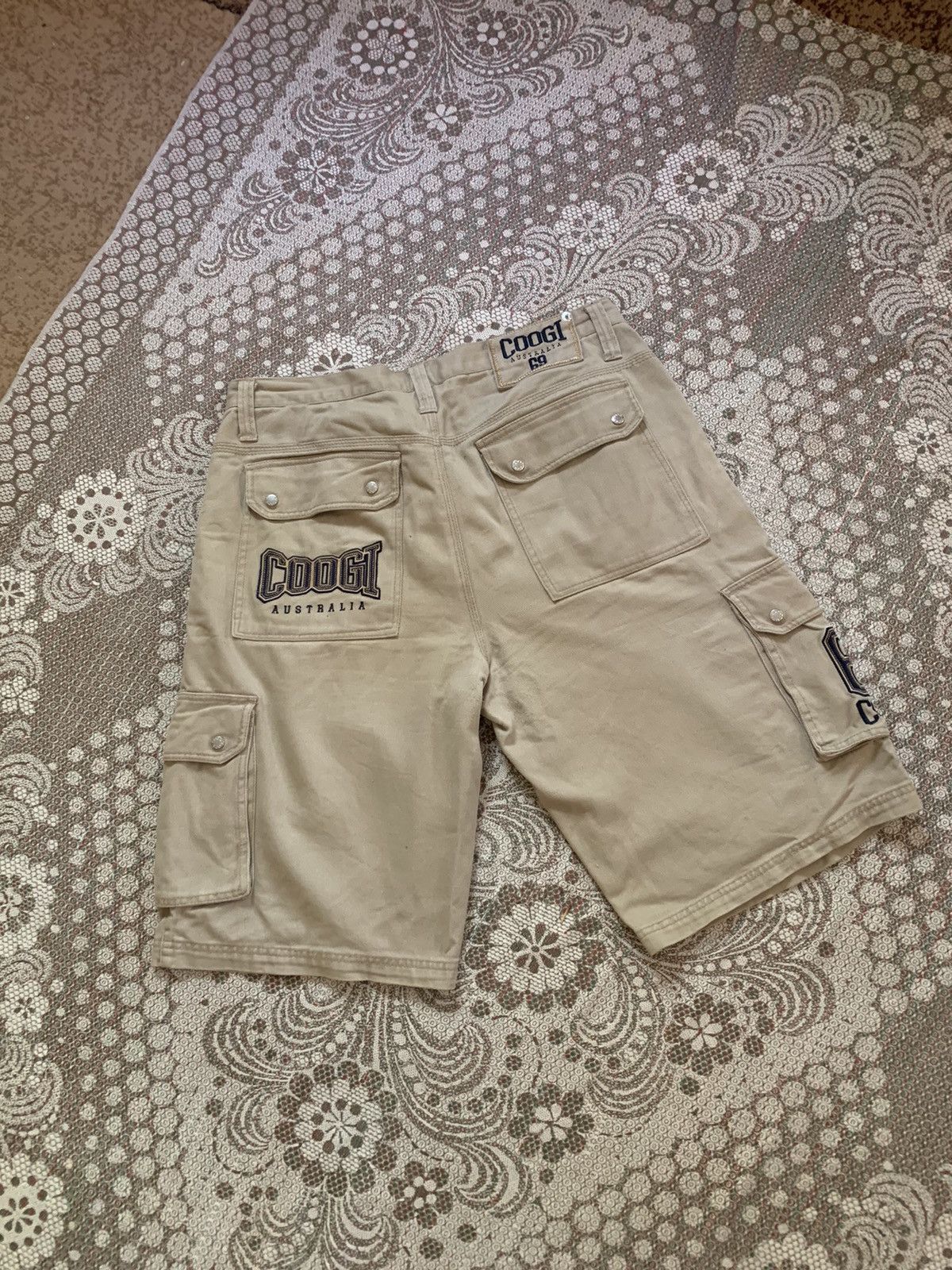 Coogi × Vintage Coogi vintage shorts cargo 69 streetwear Size US 34 / EU 50 - 2 Thumbnail