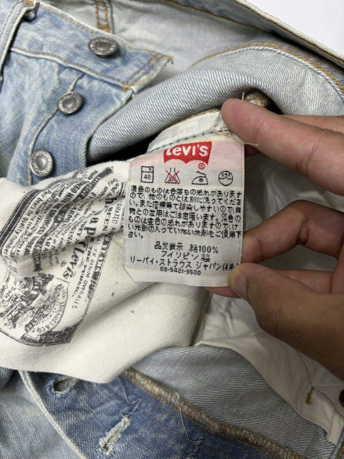 Levi's VINTAGE LEVIS 501 CLAW MARK BLUE WASH DISTRESS DENIM JEANS Size US 32 / EU 48 - 11 Thumbnail