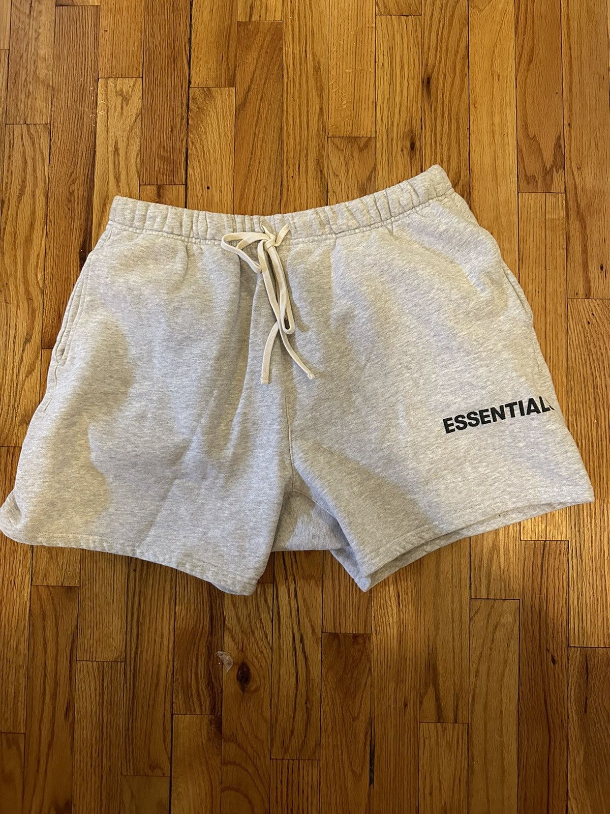 image of Fear Of God Essentials Graphic Sweat Shorts Fw18 Large in Grey, Men's (Size 32)