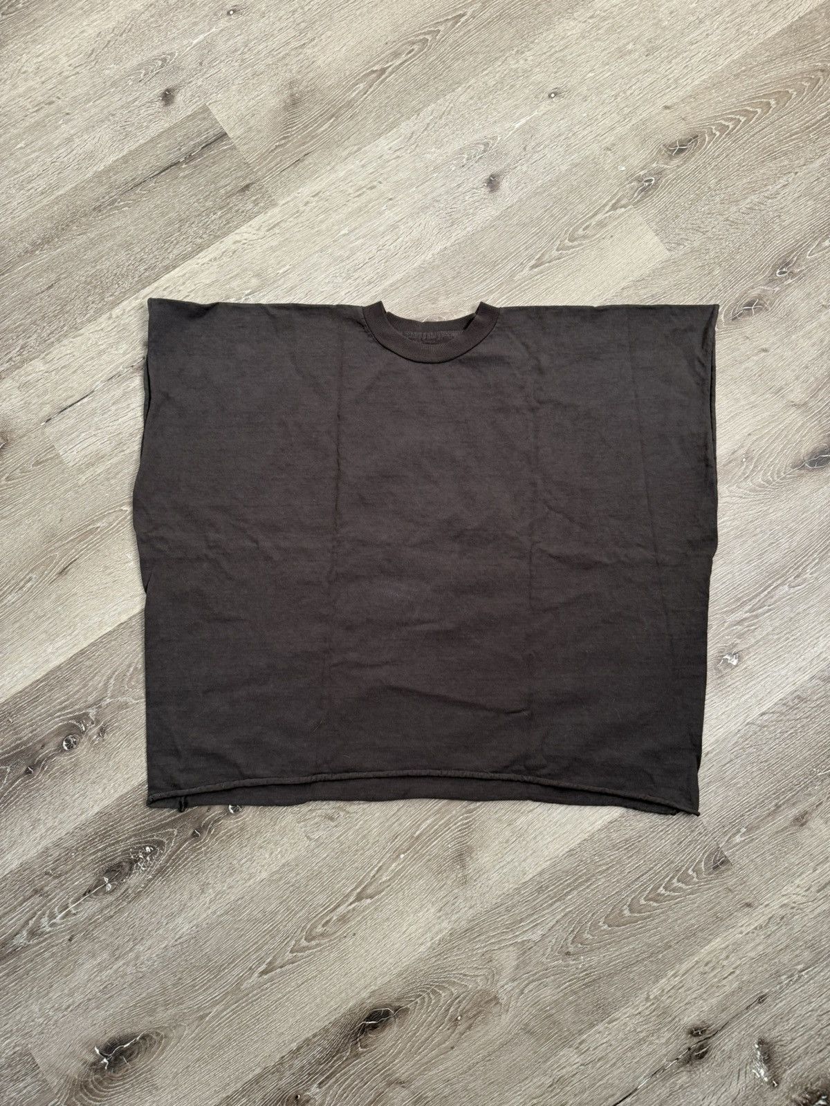 Yeezy Yeezy Vultures One Box Tee Size US S / EU 44-46 / 1 - 2 Thumbnail