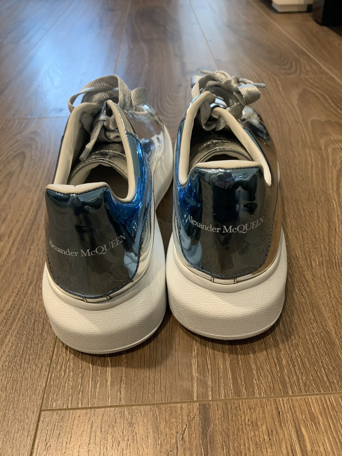 Alexander McQueen Alexander McQueen Metallic Silver Platform Sneakers EU 42 Size US 9 / EU 42 - 2 Thumbnail