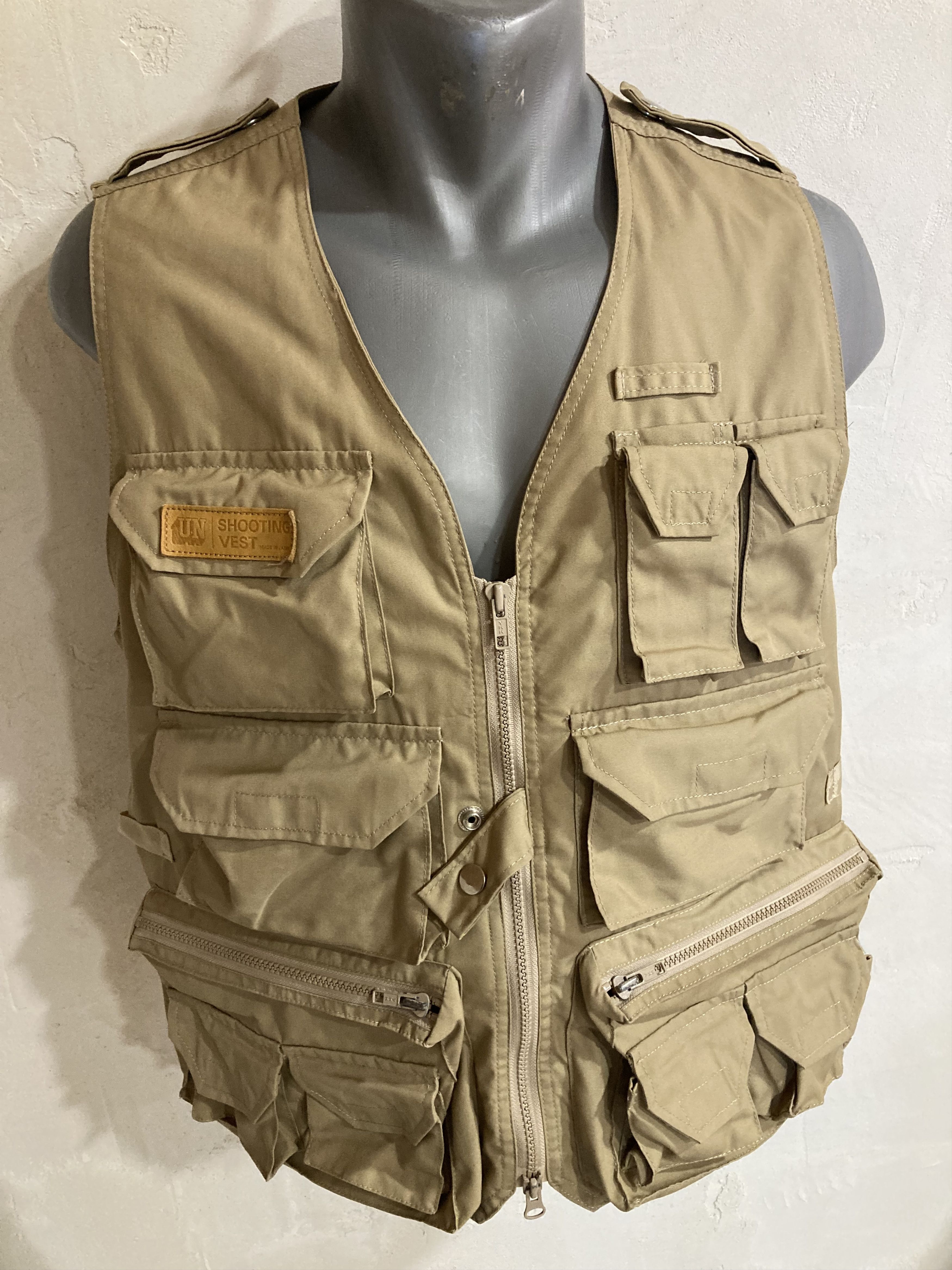 Japanese Brand Rare Vintage UN Shooting Vest Tactical 15 Pockets Japan Size US M / EU 48-50 / 2 - 1 Thumbnail