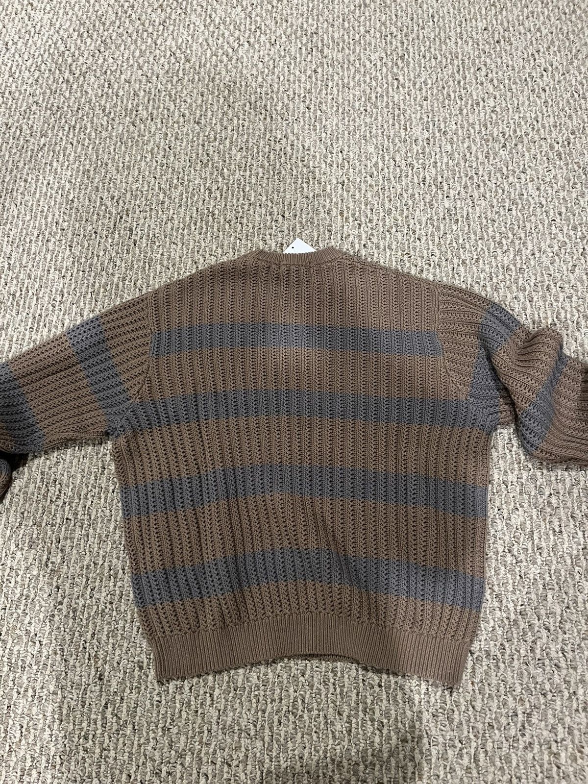 トップス Supreme Loose Gauge Stripe Sweater small Supreme Loose Gauge Stripe Small Box Sweater (SS25) - $148