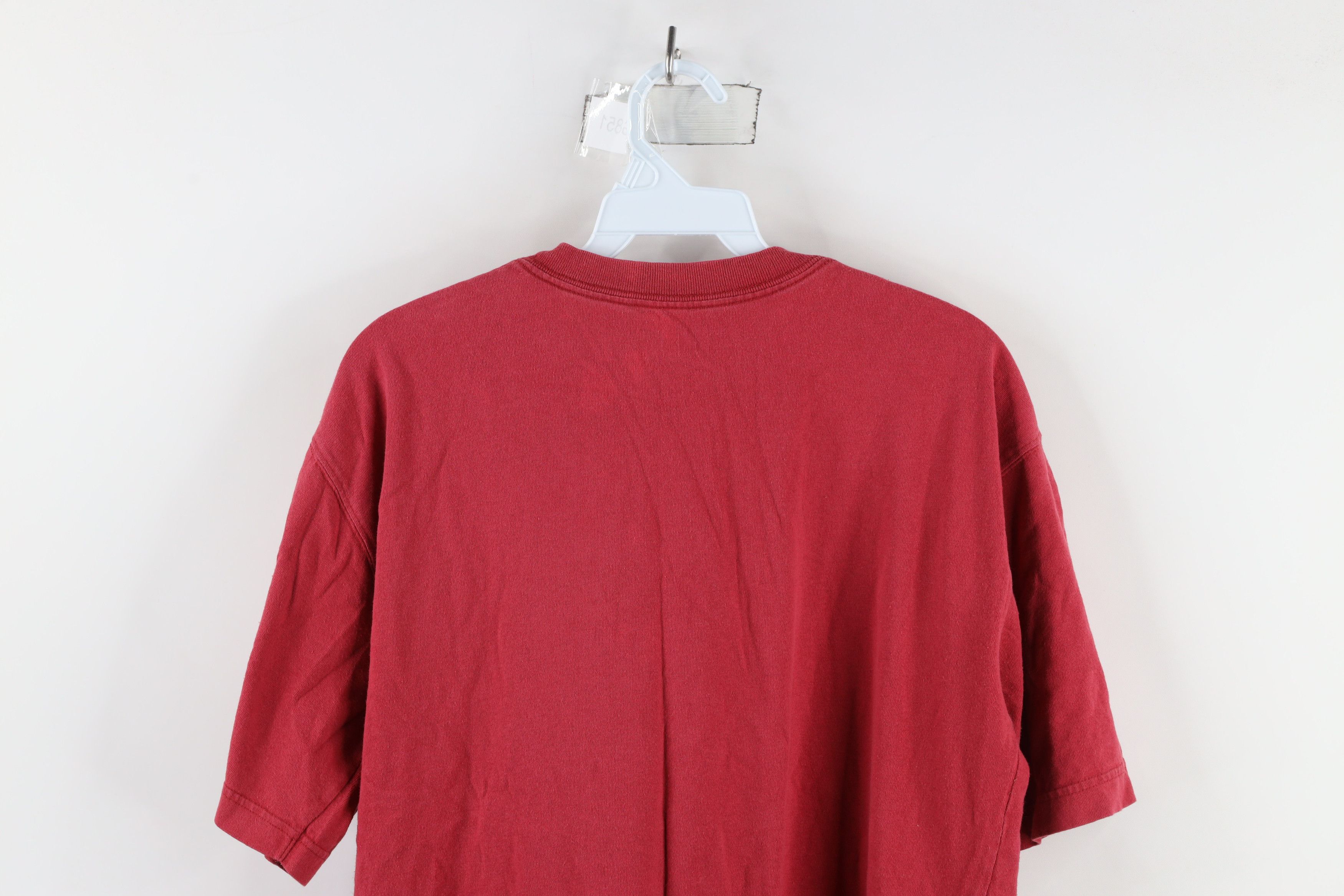Vintage Vintage Y2K Cleveland Cavaliers Basketball T-Shirt Red Size US M / EU 48-50 / 2 - 14 Thumbnail