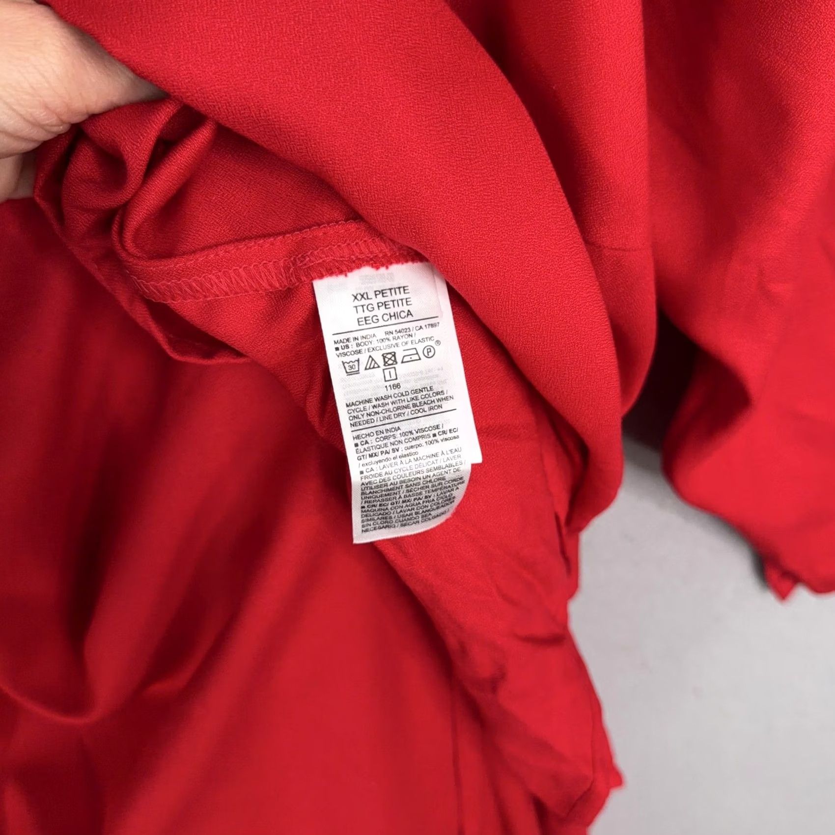 Old Navy Old Navy Dress Womens XXL Petite Red Smocked Square Neck Fit Flare Knee Length Size XXL / US 16-18 / IT 52-54 - 4 Thumbnail