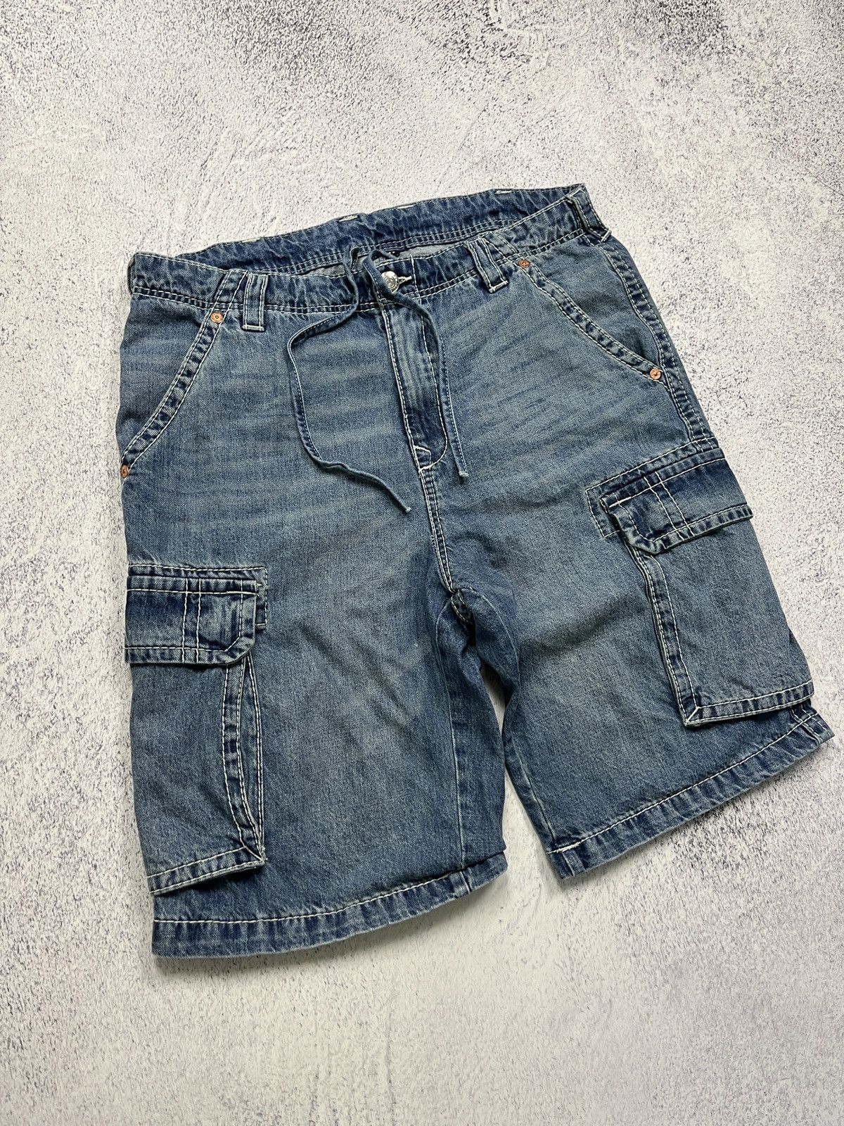 True Religion Crazy Y2K True Religion Baggy Denim Cargo Shorts Sk8 Hype Size US 34 / EU 50 - 5 Thumbnail