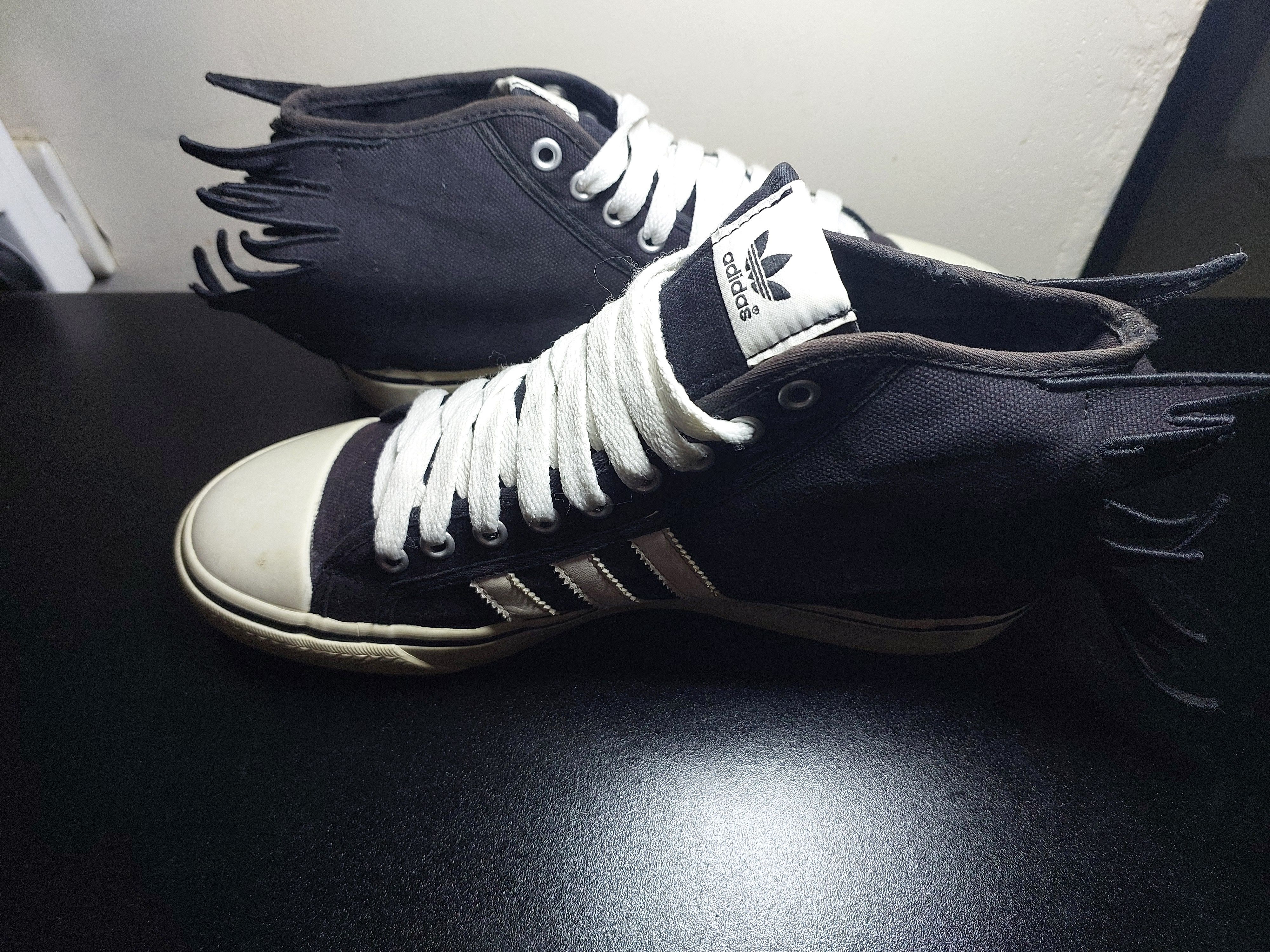 Adidas × Jeremy Scott ADIDAS x Jeremy Scott Nizza Fringe Hi-Top Sneakers Size US 10 / EU 43 - 3 Thumbnail