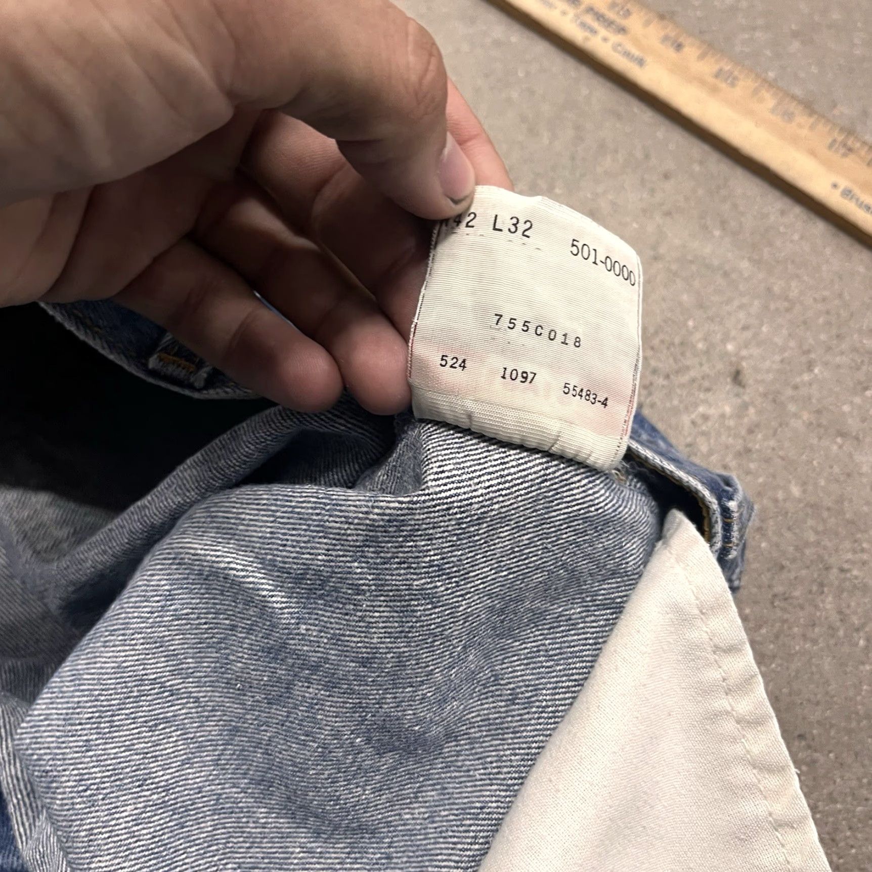 VTG Levi's 501 Jeans Mens 38x32 USA Made 90s Denim Distressed Blue Regular Straight Button Fly Pockets 5-Pocket Design Vintage Clothing Men's
