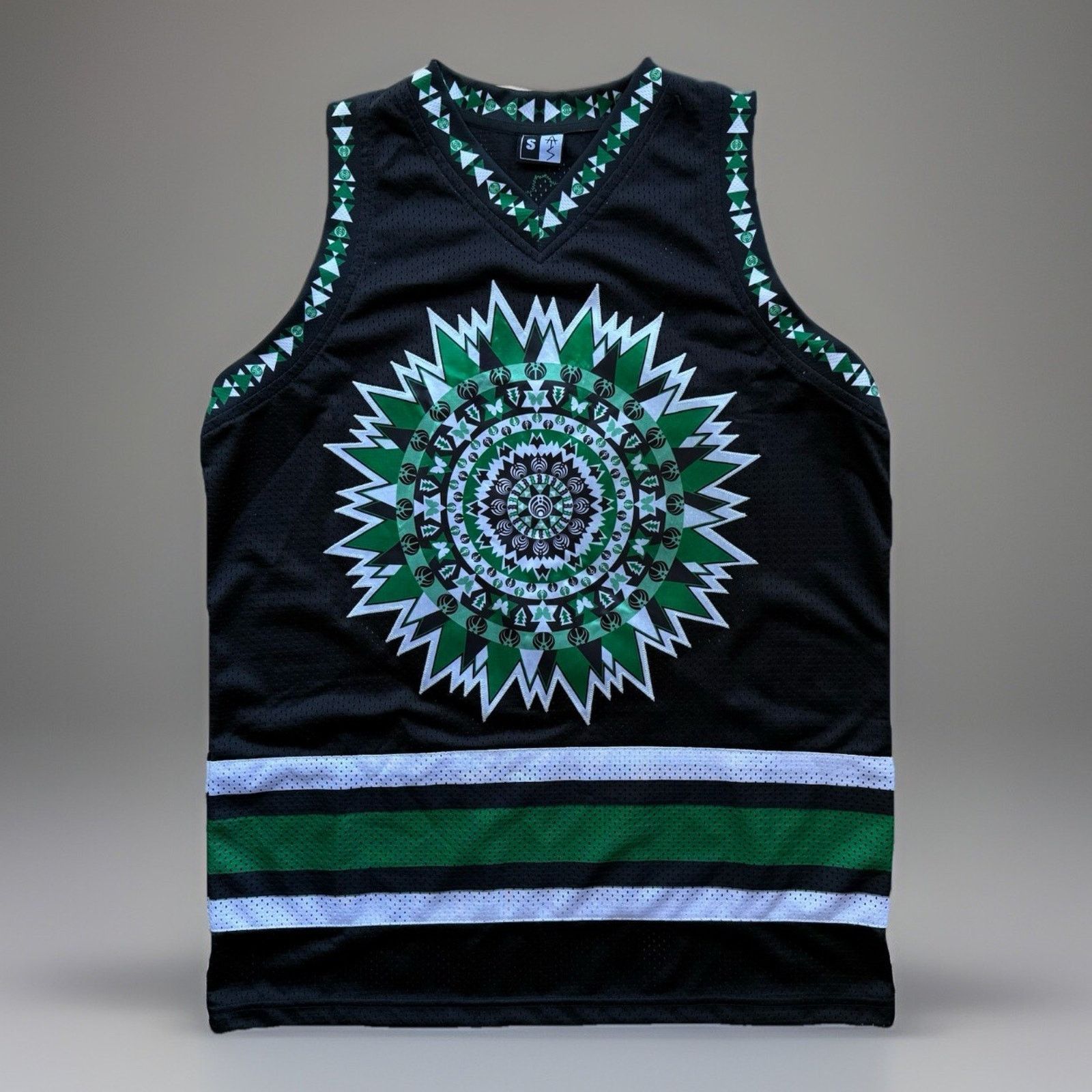Other Above The Sky Basketball Jersey Small Black Green Sleeveless Size US S / EU 44-46 / 1 - 1 Thumbnail