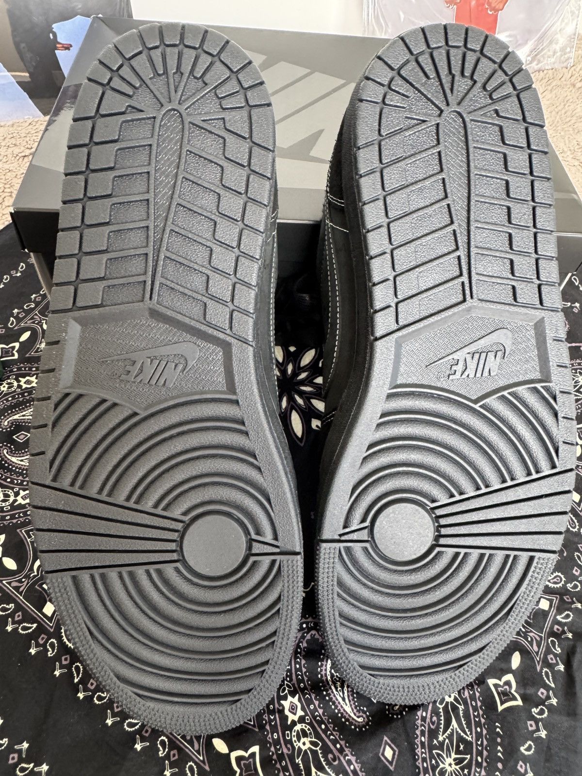 Jordan Brand × Travis Scott Travis Scott Low Black Phathom Size US 13 / EU 46 - 7 Thumbnail