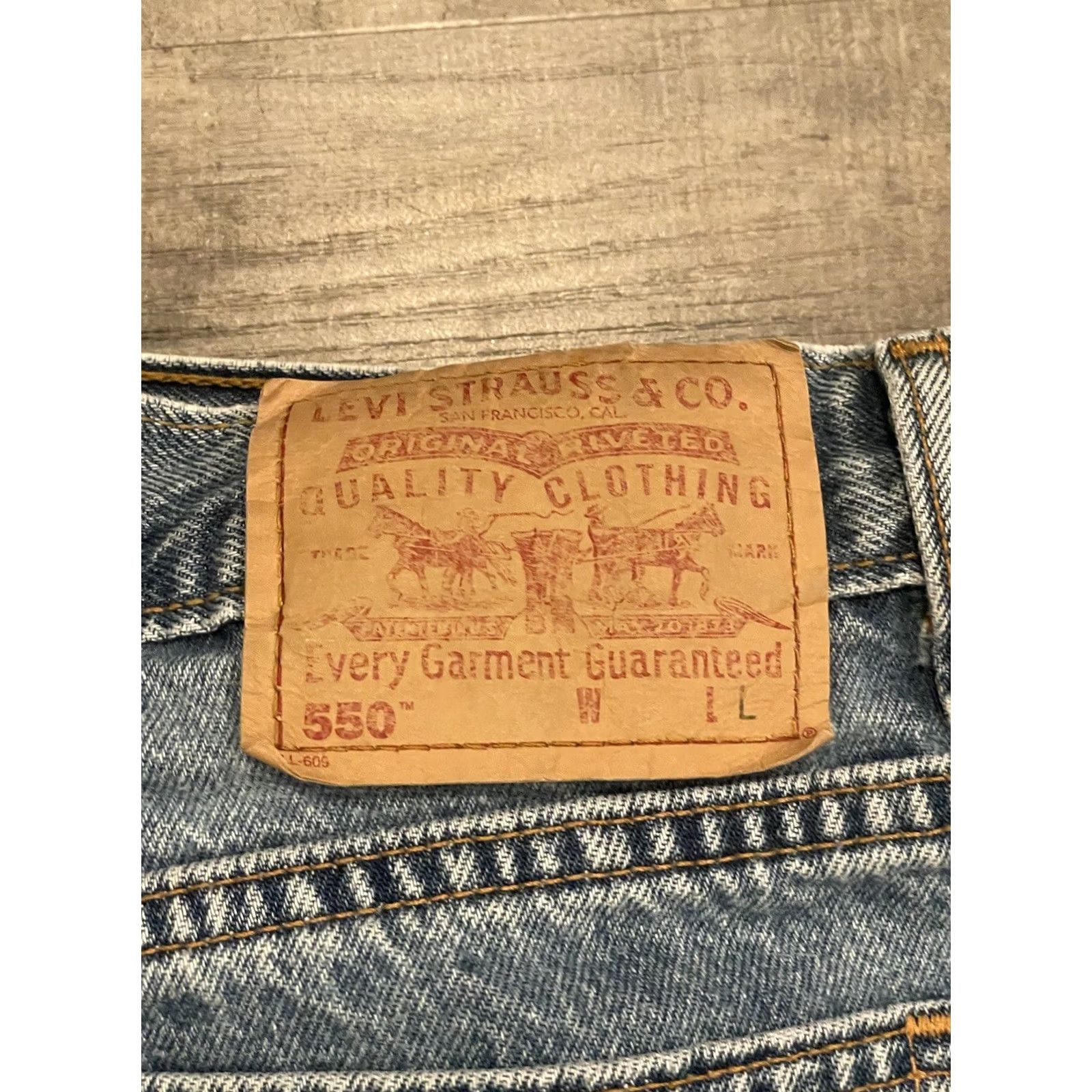 Levi's Vintage Levi'S 550 Jeans Womens 33x26 Relaxed Fit Tapered Leg 16L (F167) - Levi’S Size 24" / US 00 / IT 34 - 2 Thumbnail