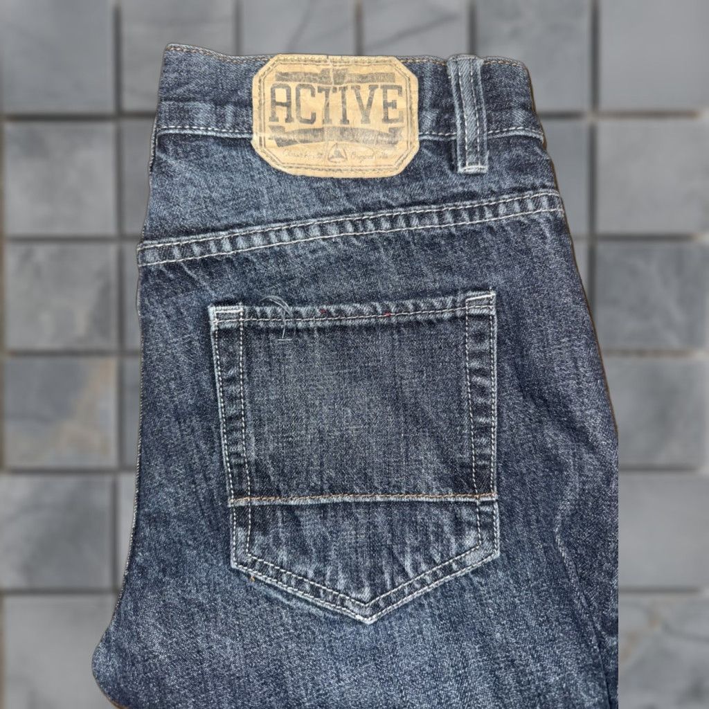 Vintage VINTAGE Active Ride Shop Revolt Denim Jeans Men’s 32x33 Dark Wash Skater Streetwear Slim Straight Jeans Size US 32 / EU 48 - 1 Thumbnail