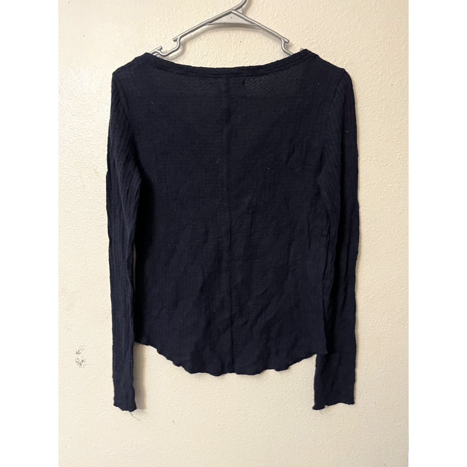 Aeropostale VINTAGE Aeropostale V-Neck Shirt Womens Size S Black Long Sleeve Size S / US 4 / IT 40 - 3 Thumbnail