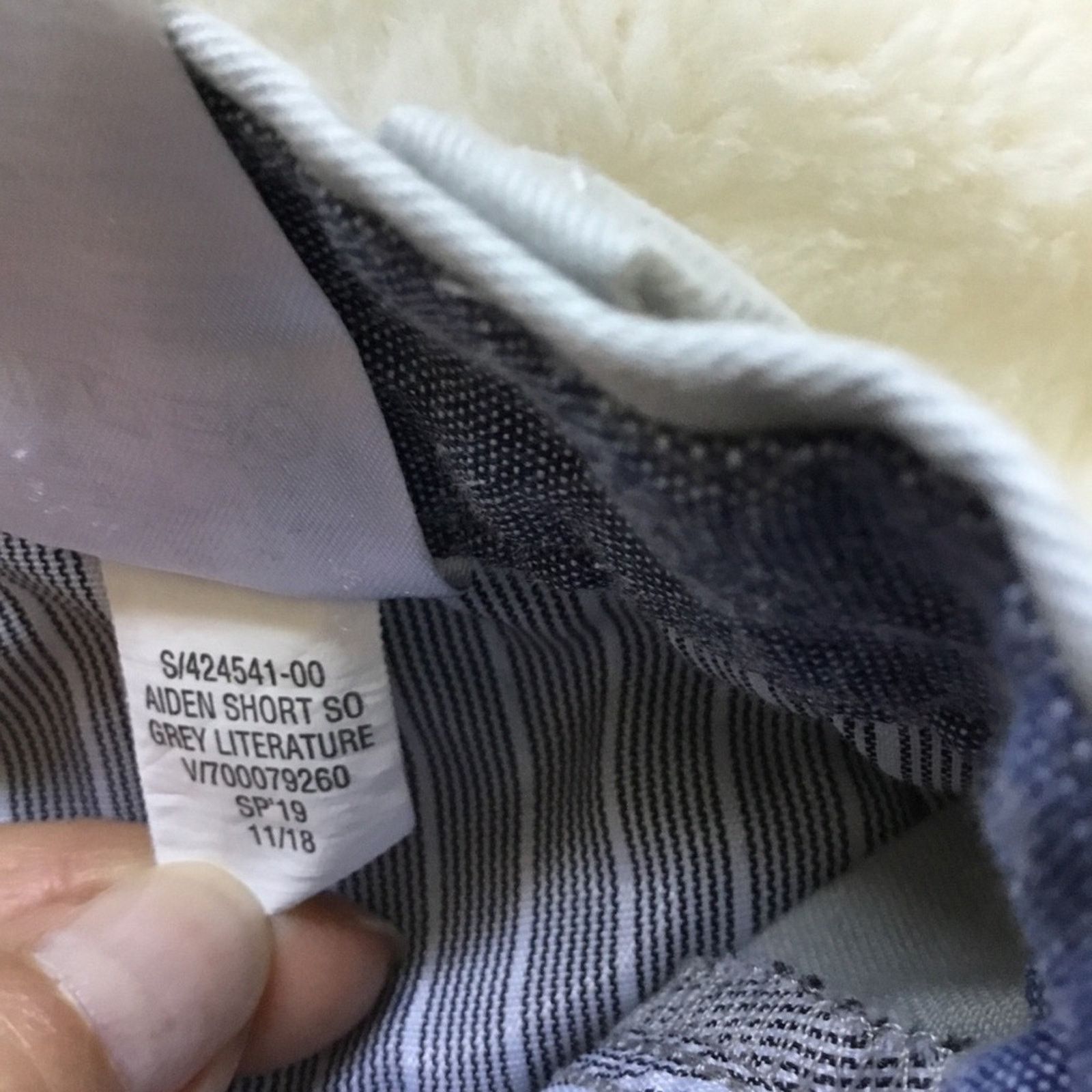 Banana Republic Banana Republic Men's Light Gray Aiden Chino Shorts Size US 28 / EU 44 - 10 Thumbnail