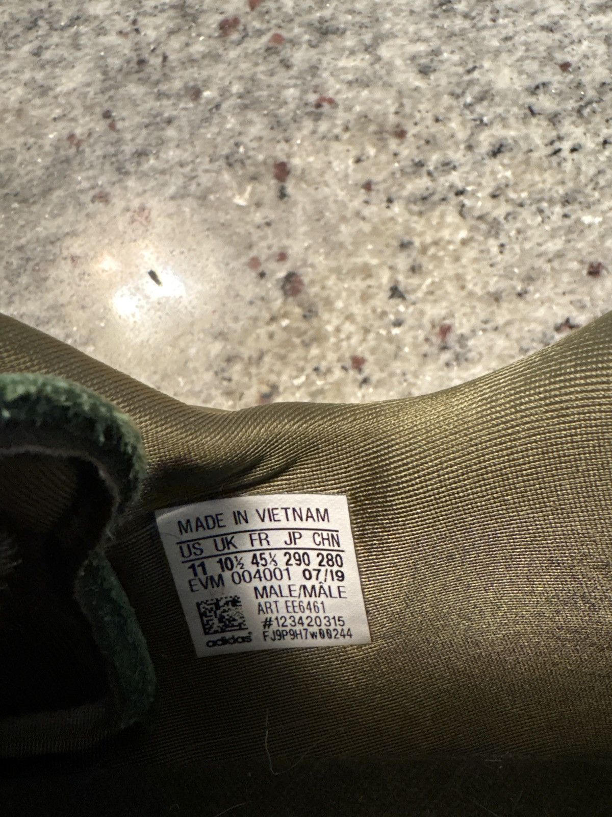 Adidas Adidas Ozweego – Olive Green (US 11) Size US 11 / EU 44 - 5 Thumbnail